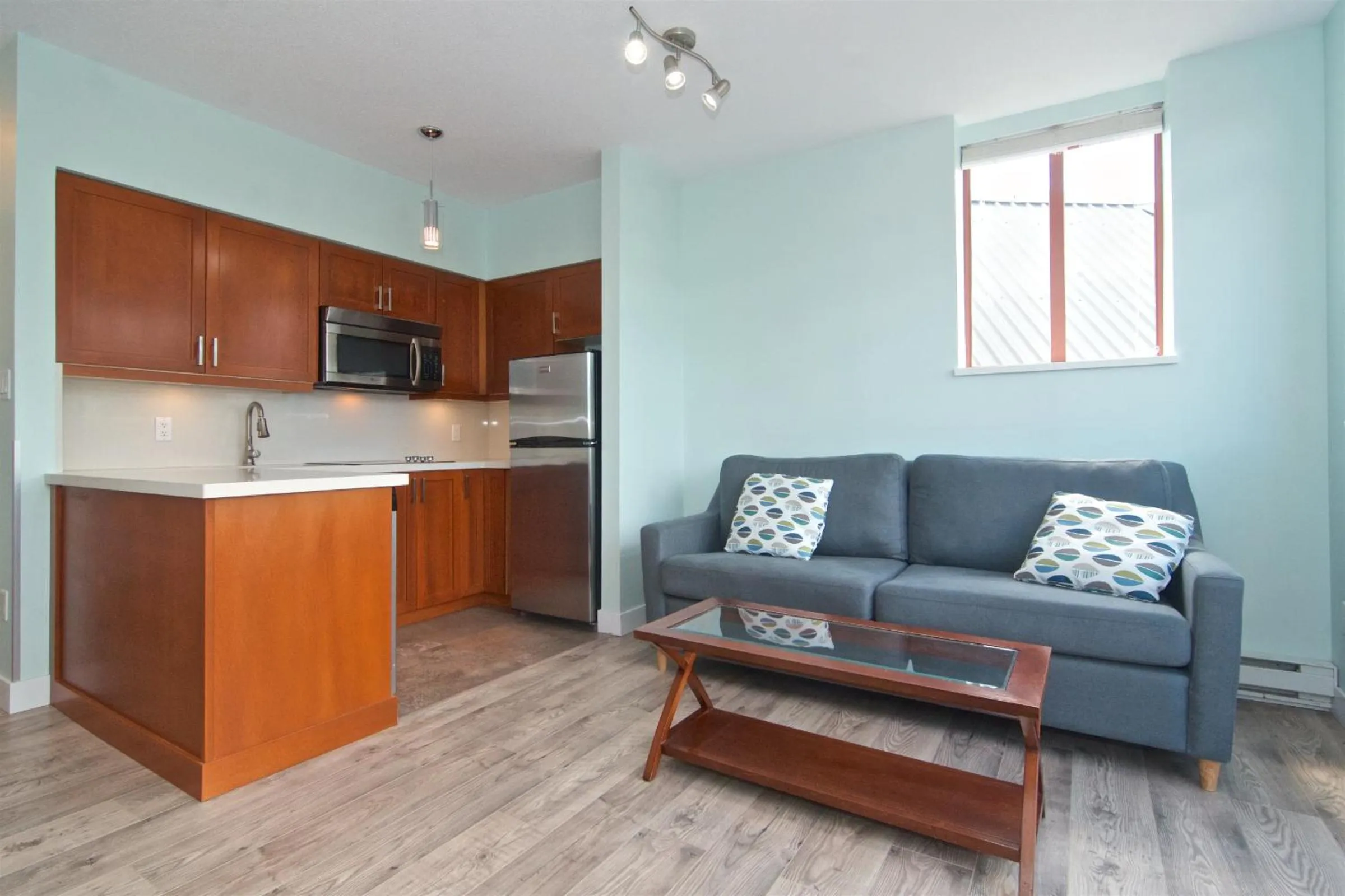 Alpenglow Lodge by Bill