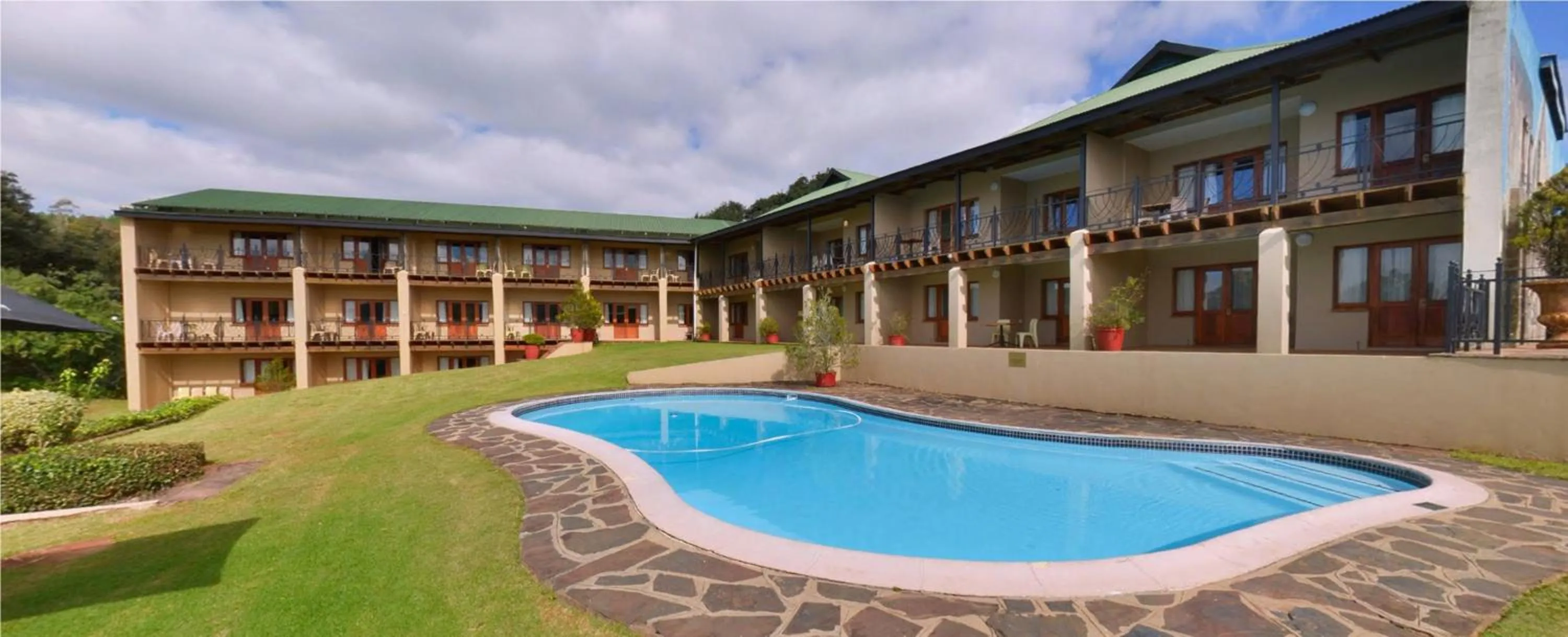 Swimming pool in Magoebaskloof Hotel