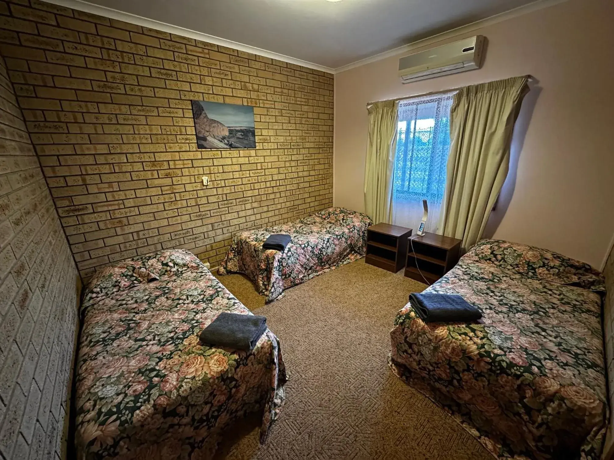 Deluxe Family Room in Wudinna Gawler Ranges Motel and Caravan Park Deluxe Family Room in Wudinna Gawler Ranges Motel and Caravan Park