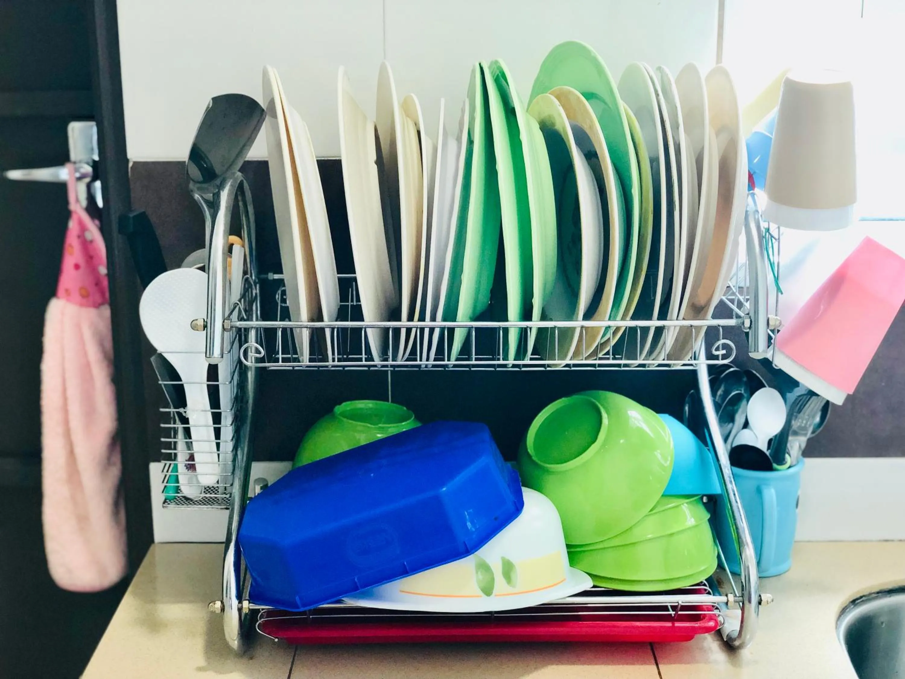 Kitchen or kitchenette in Homestay Cahaya 1 Seri Iskandar