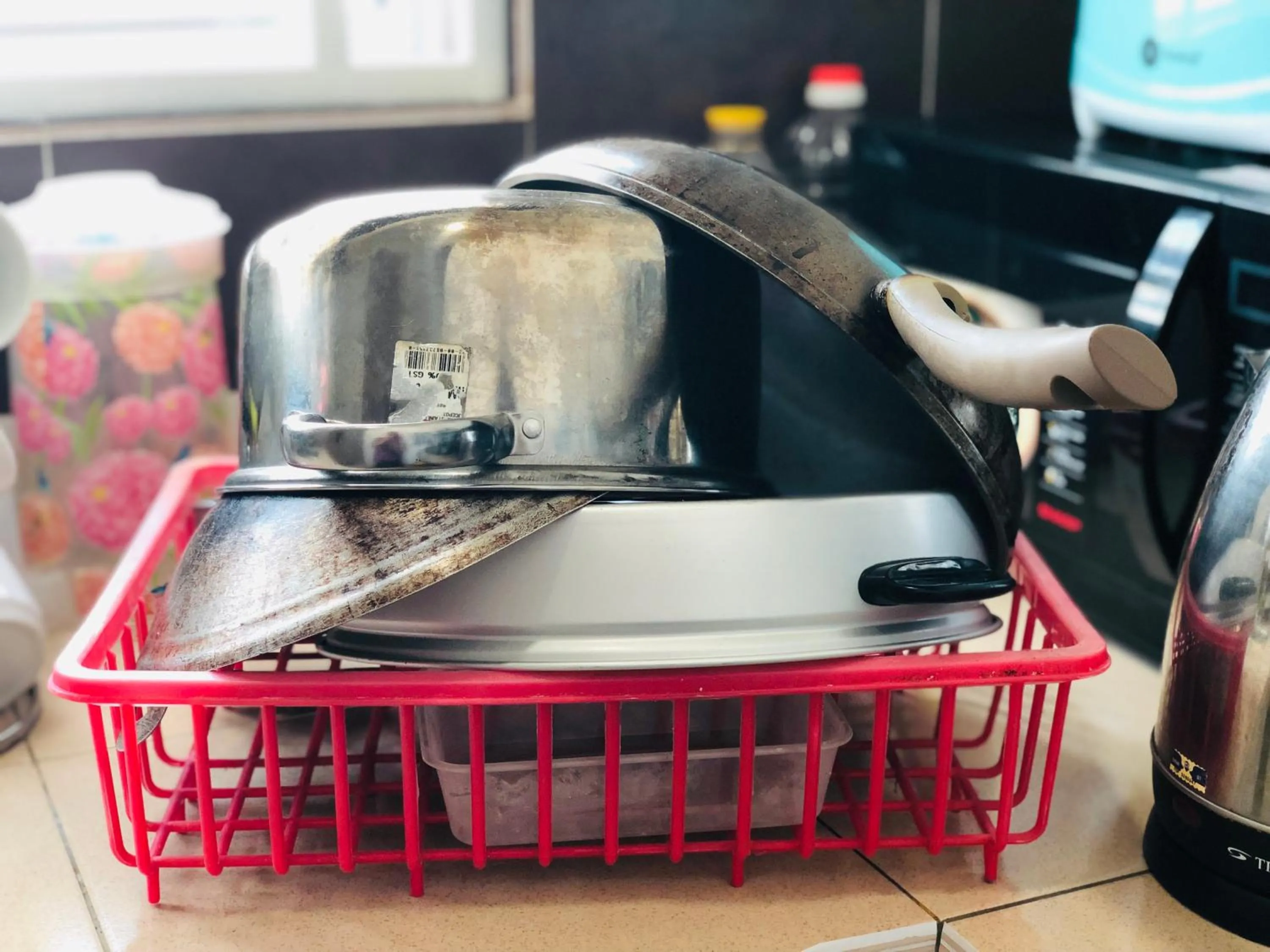Kitchen or kitchenette in Homestay Cahaya 1 Seri Iskandar