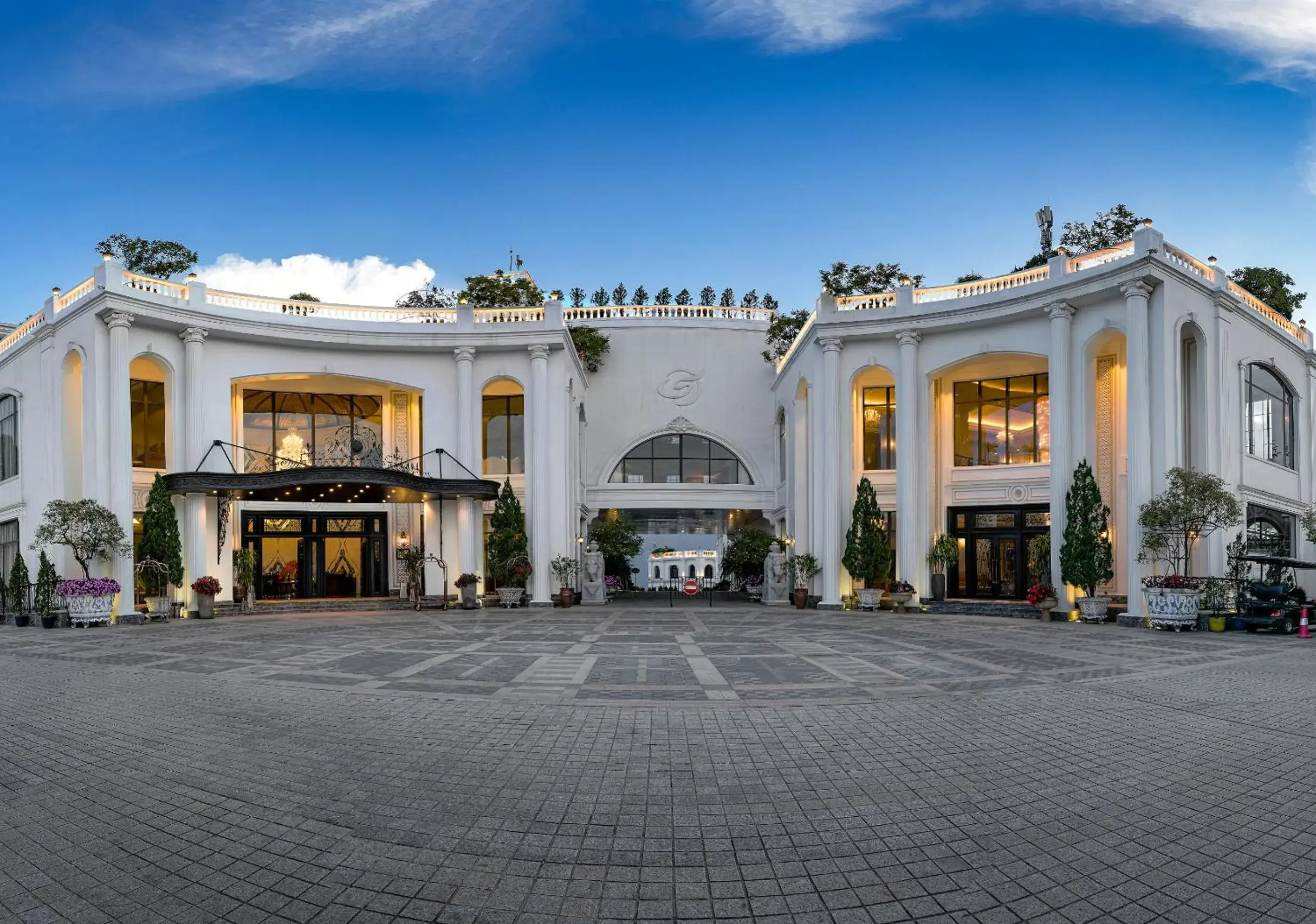 Property building in Silk Path Grand Sapa Resort & Spa Property building in Silk Path Grand Sapa Resort & Spa
