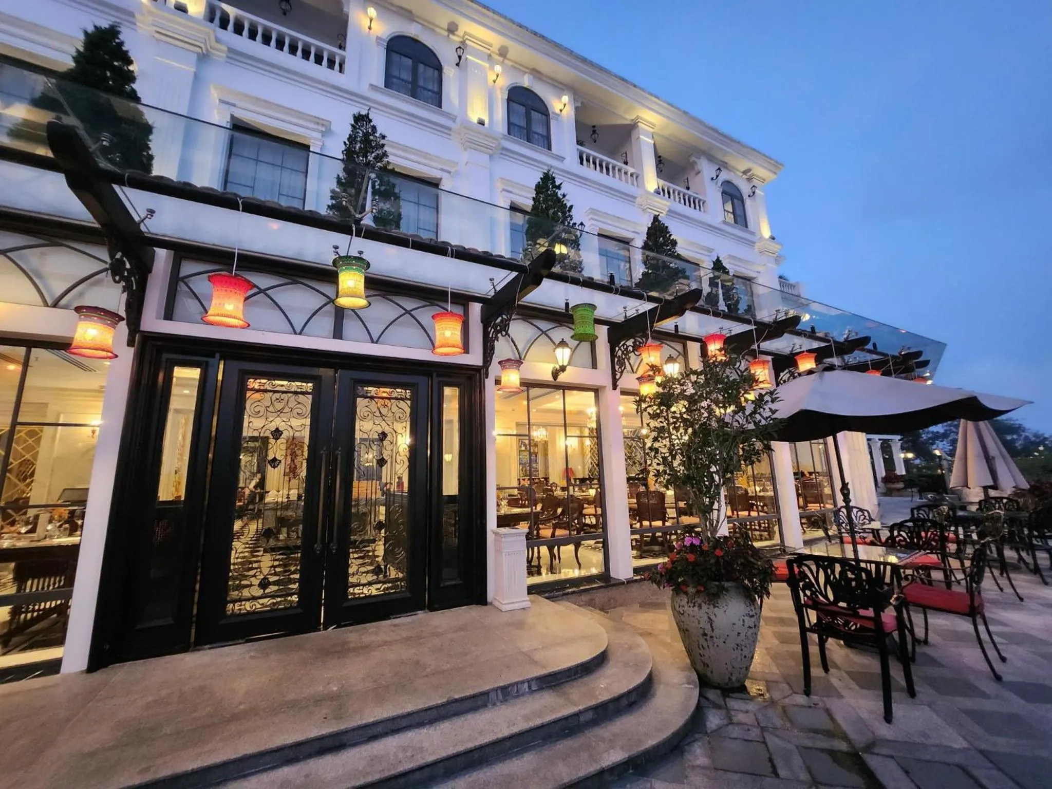 Restaurant/places to eat in Silk Path Grand Sapa Resort & Spa