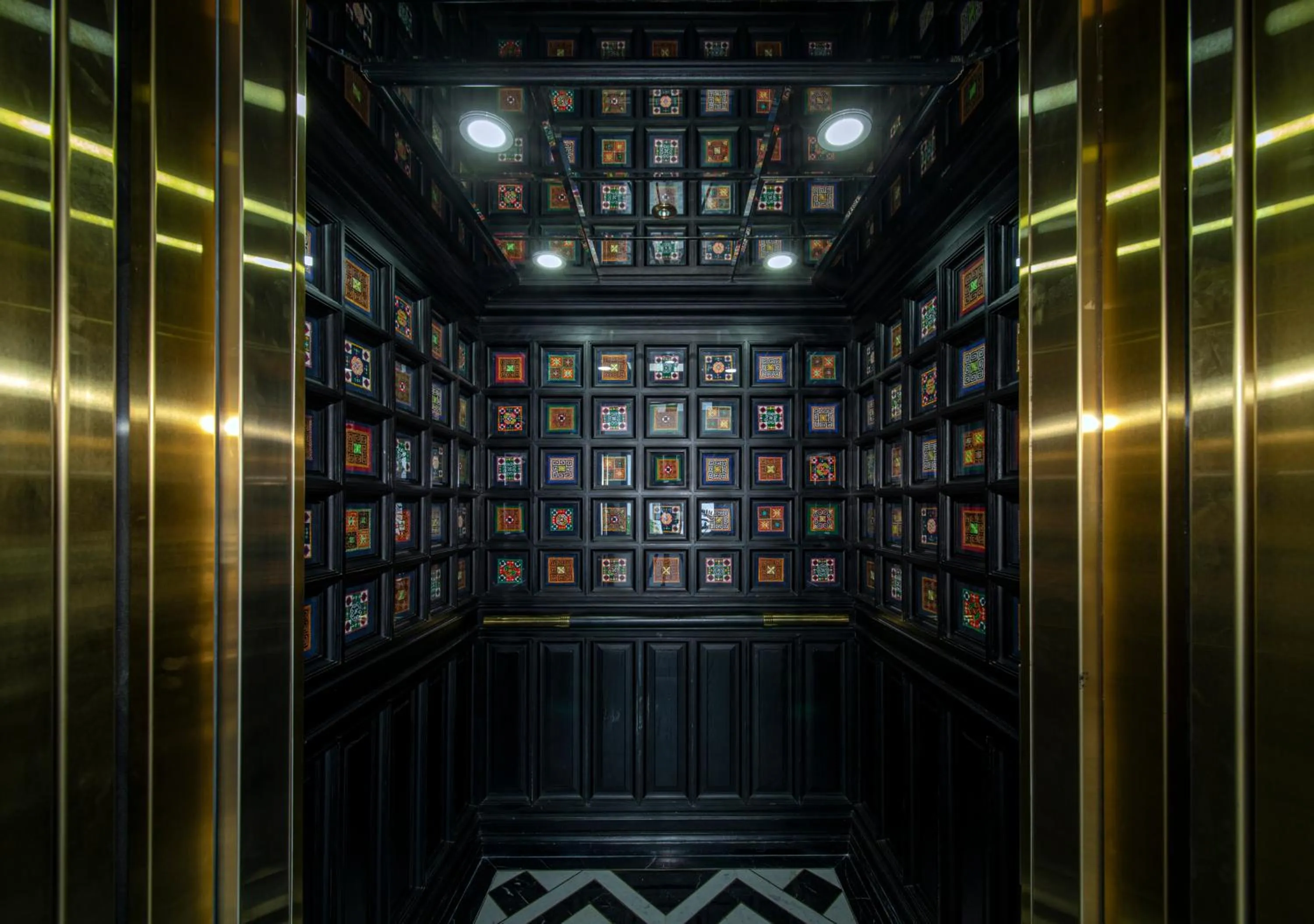 elevator in Silk Path Grand Sapa Resort & Spa