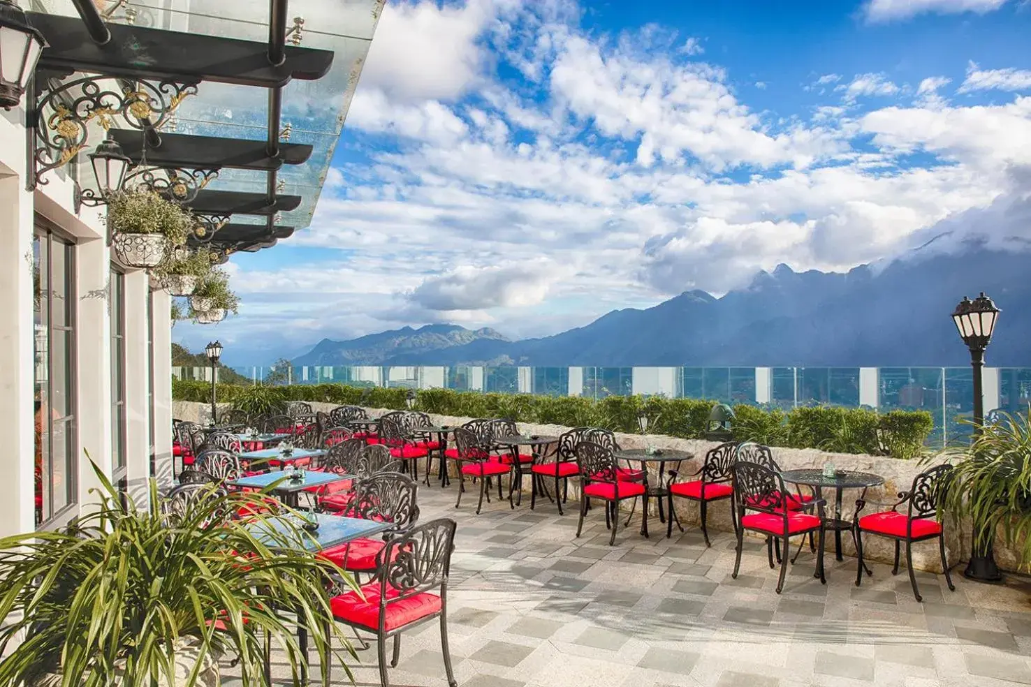 Restaurant/places to eat in Silk Path Grand Sapa Resort & Spa Restaurant/places to eat in Silk Path Grand Sapa Resort & Spa