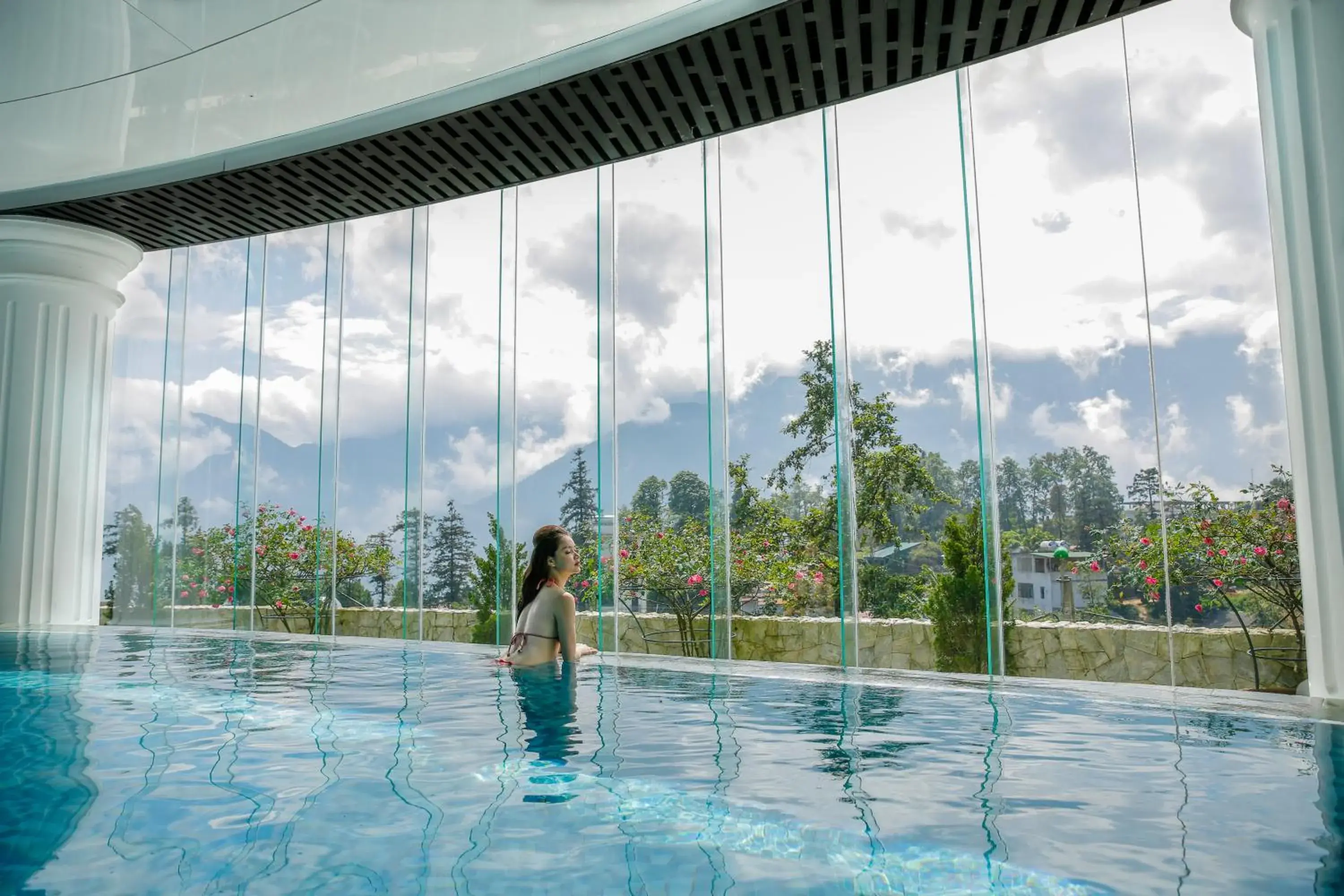Pool view in Silk Path Grand Sapa Resort & Spa Pool view in Silk Path Grand Sapa Resort & Spa