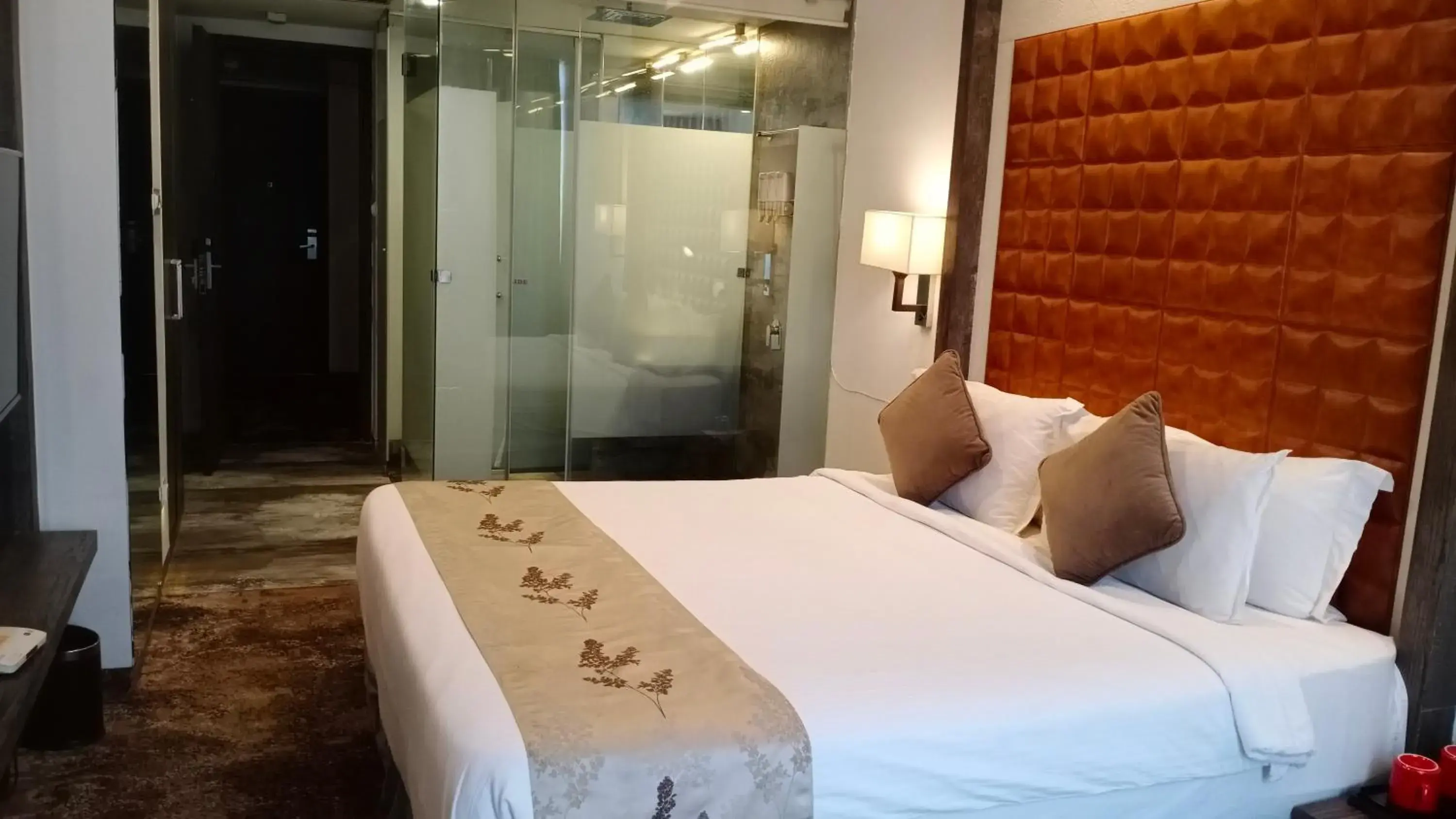 Bedroom, Bed in Regenta Central Hotel & Convention Centre Nagpur Bedroom, Bed in Regenta Central Hotel & Convention Centre Nagpur