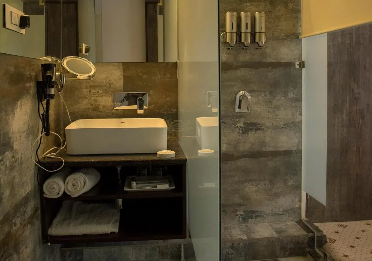 Bathroom in Regenta Central Hotel & Convention Centre Nagpur Bathroom in Regenta Central Hotel & Convention Centre Nagpur