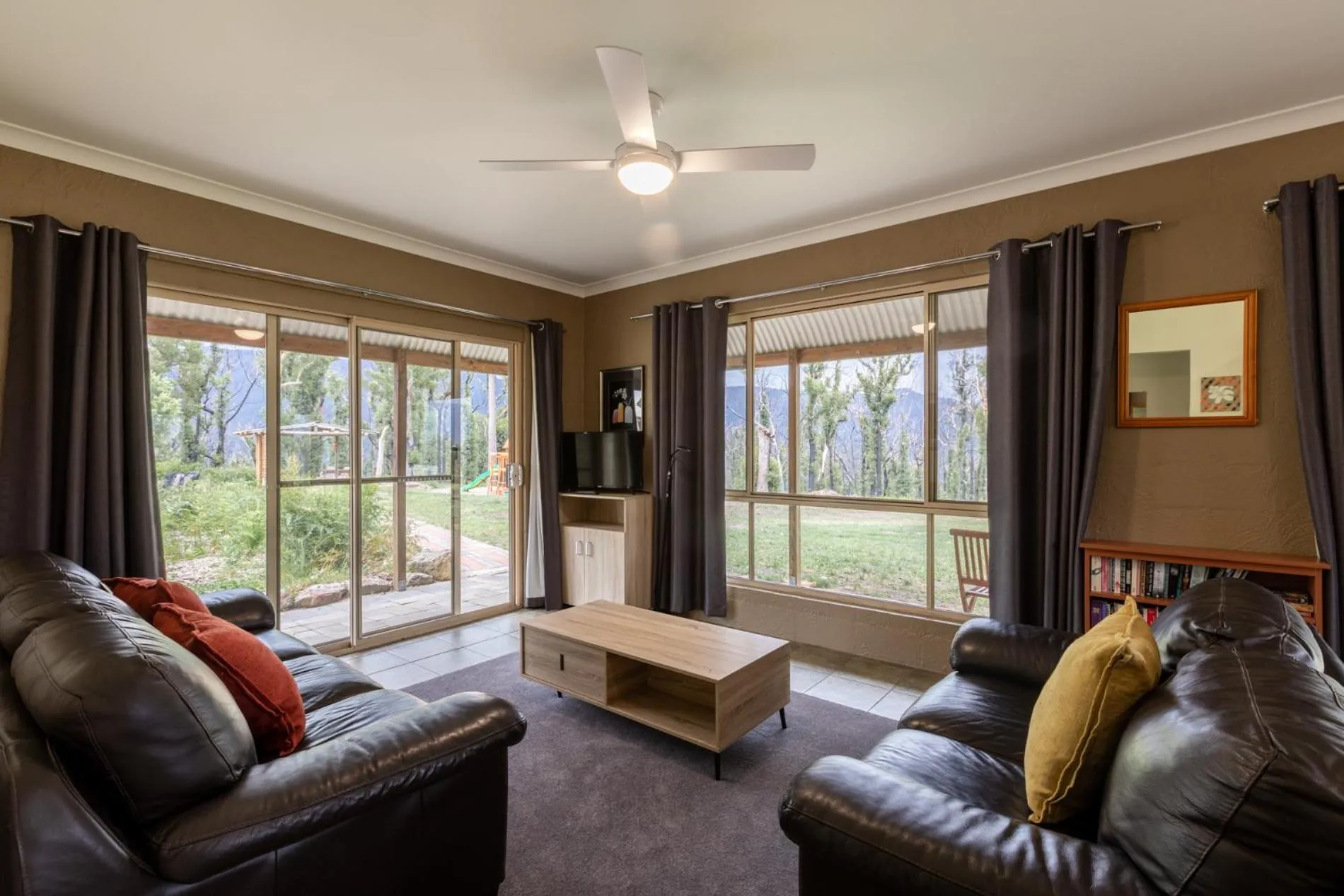 Living room in Banksia Park Cottages