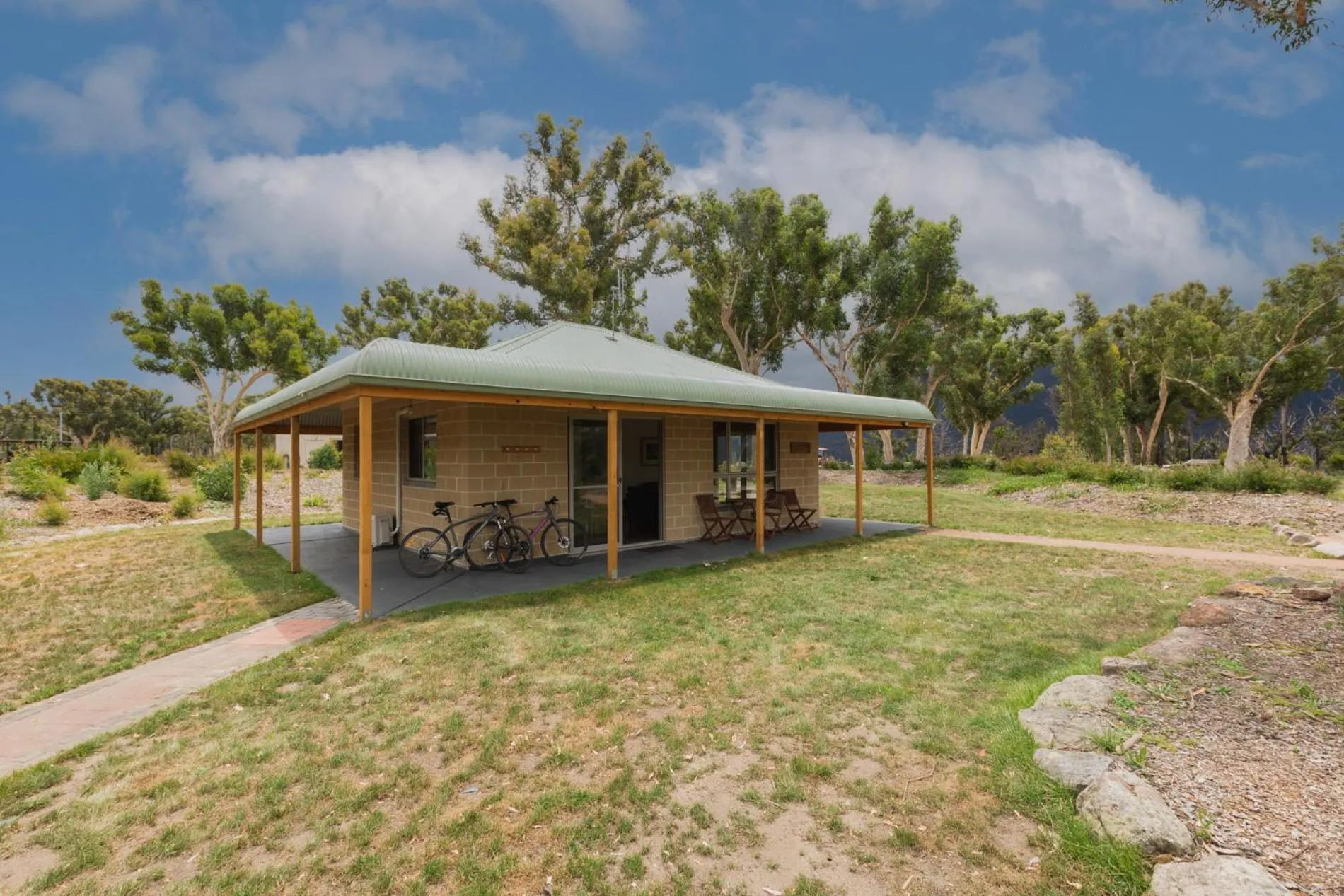 Property building in Banksia Park Cottages