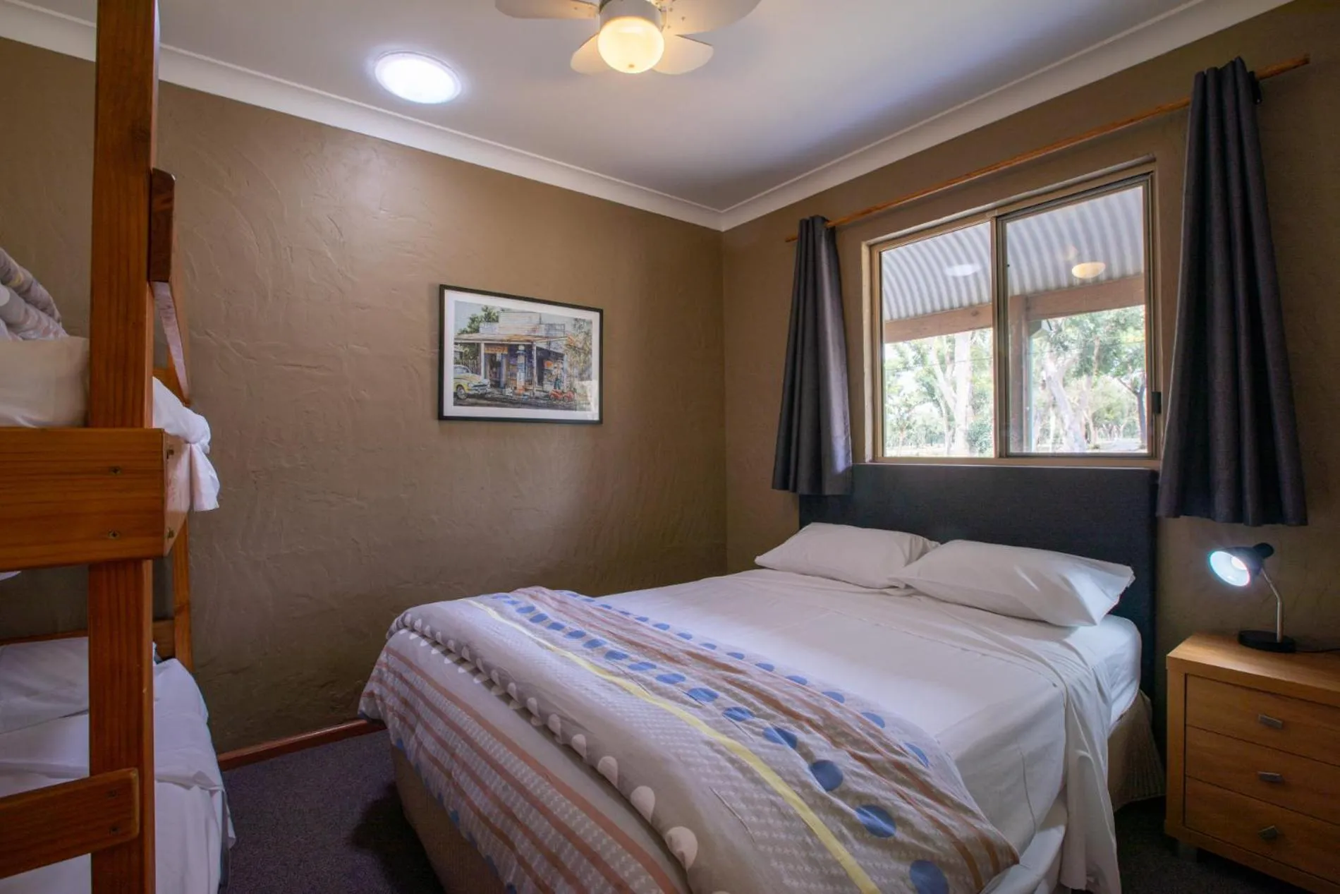 Bedroom, Bed in Banksia Park Cottages