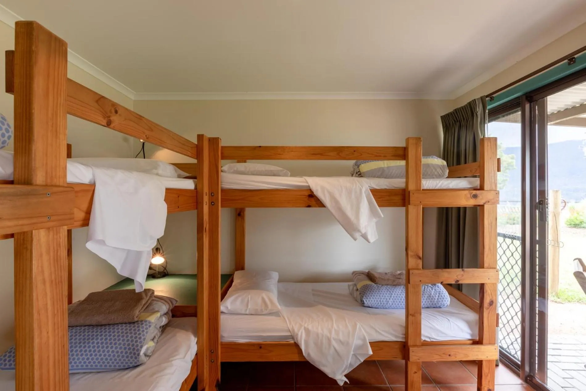 bunk bed, Bed in Banksia Park Cottages