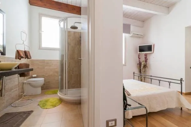 Bathroom in Marina Di Castello