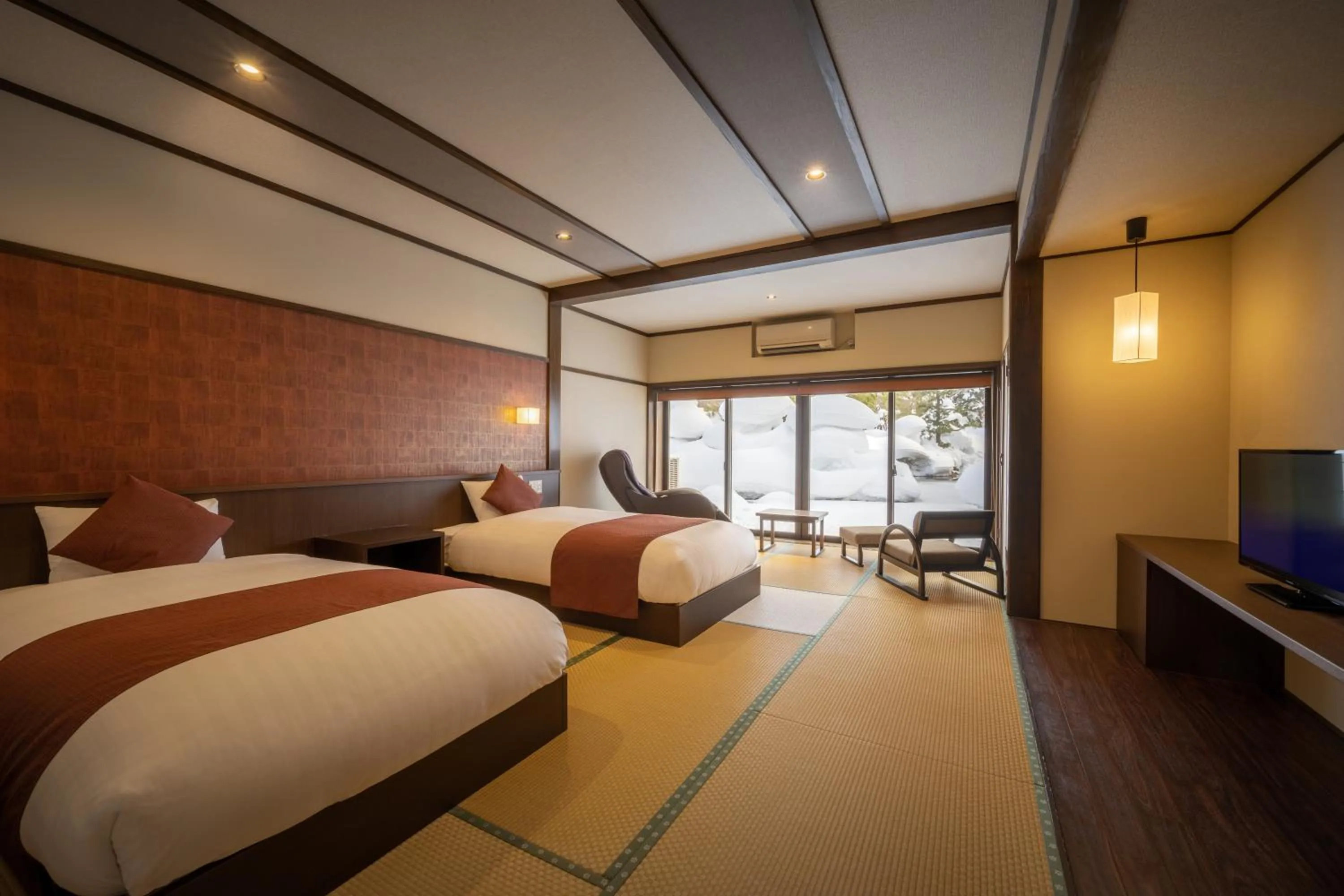 Bedroom, Bed in Onogawa Onsen Kajikaso