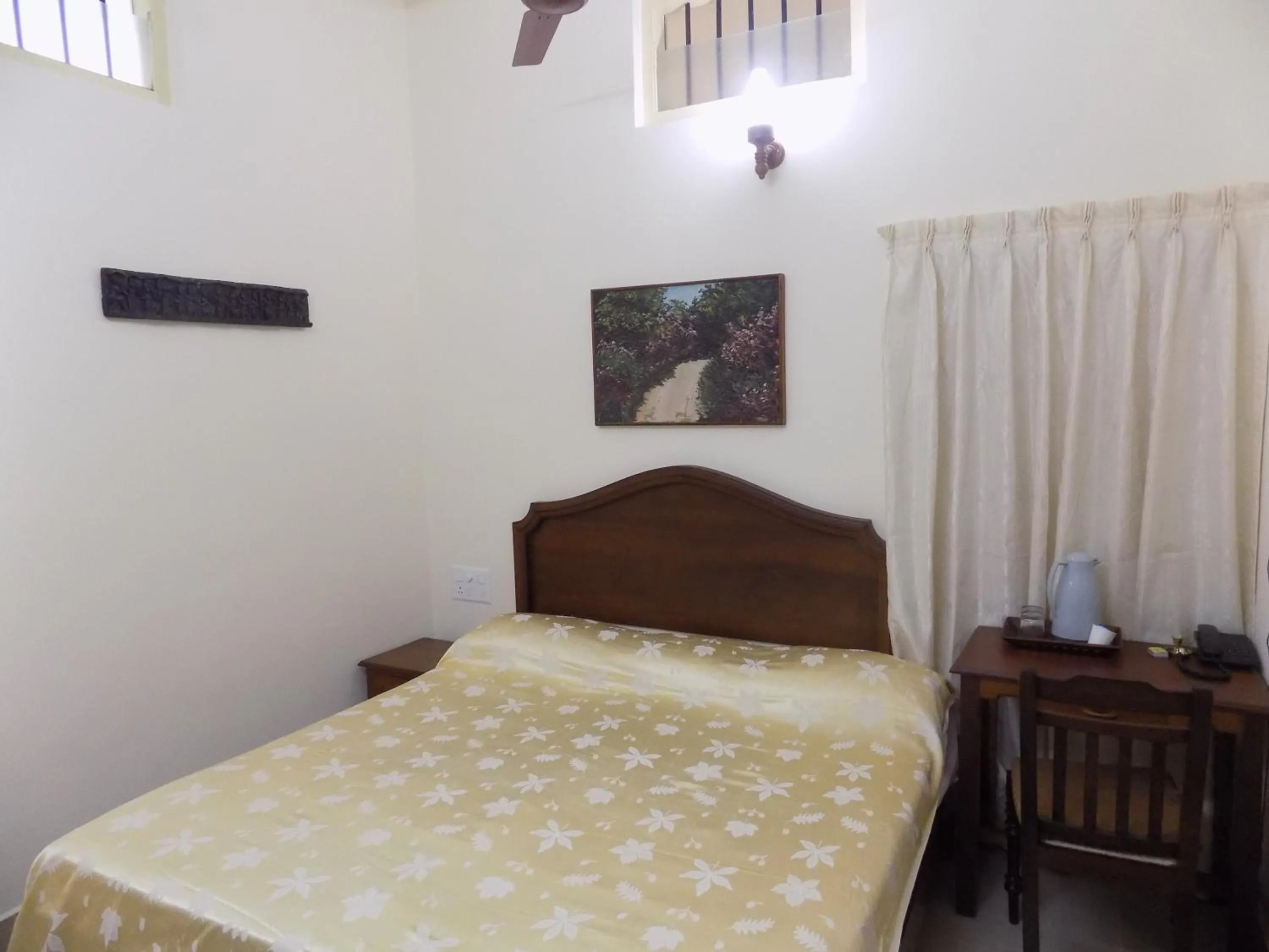 Photo of the whole room, Bed in Safire Residency