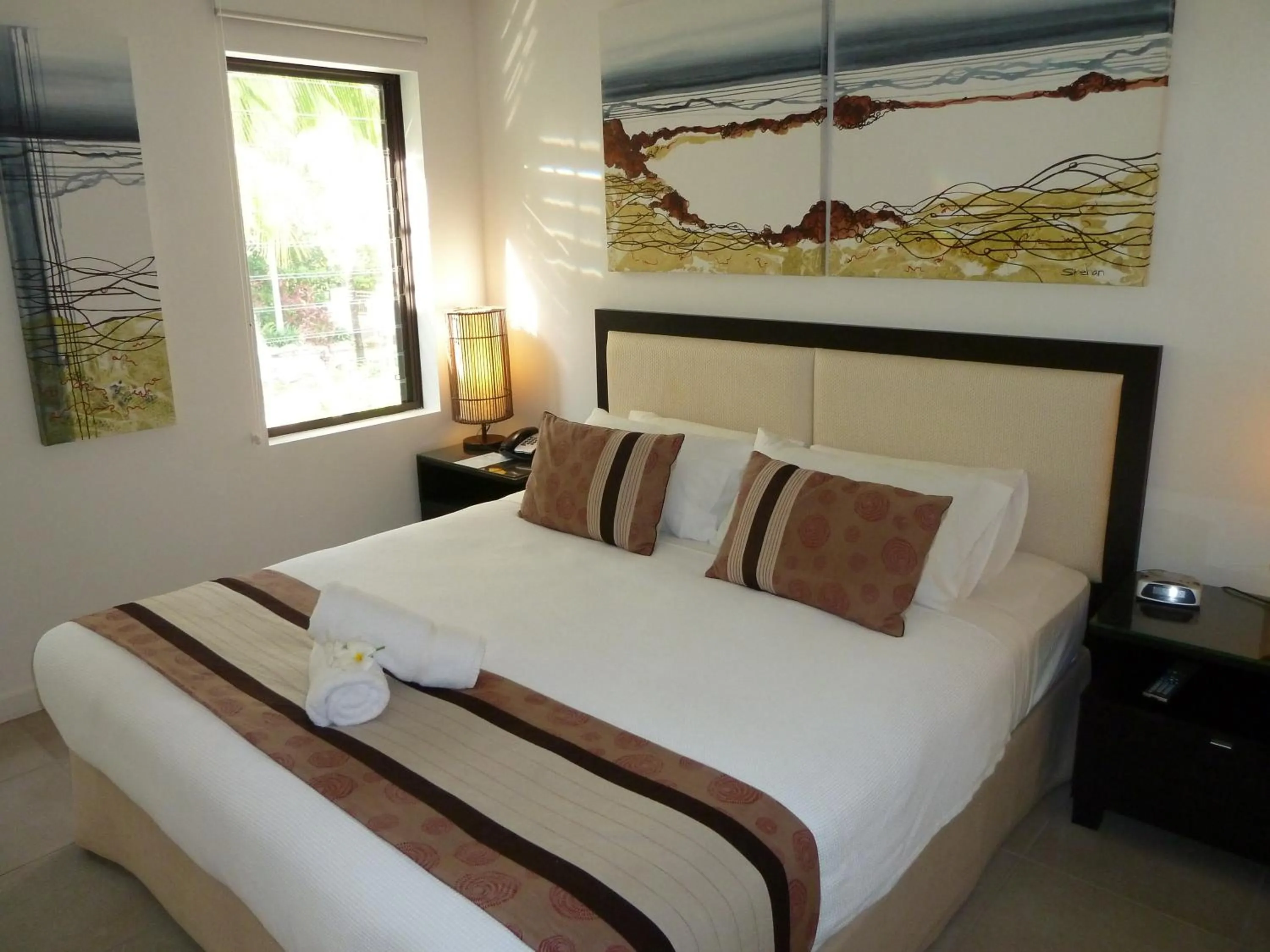 Bedroom, Bed in Penthouse 239 at See Temple Port Douglas