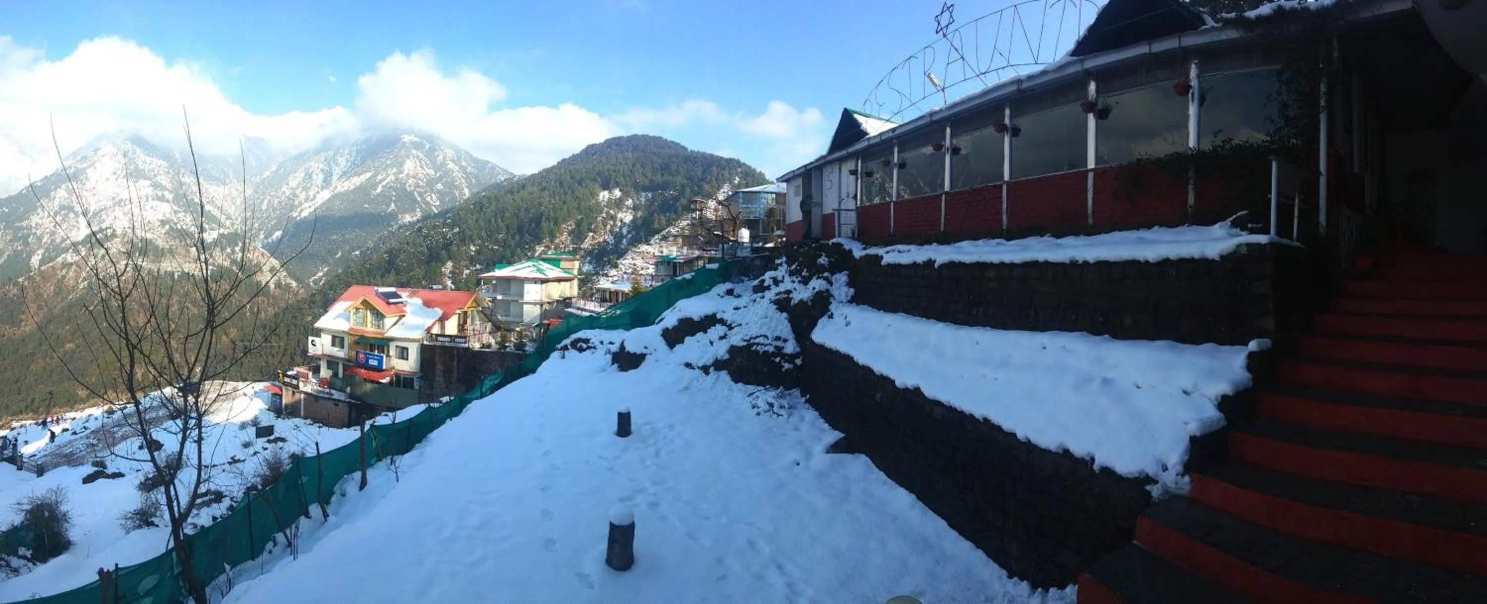 Restaurant/places to eat in Hotel Victoriya Palace,Mcleod Ganj