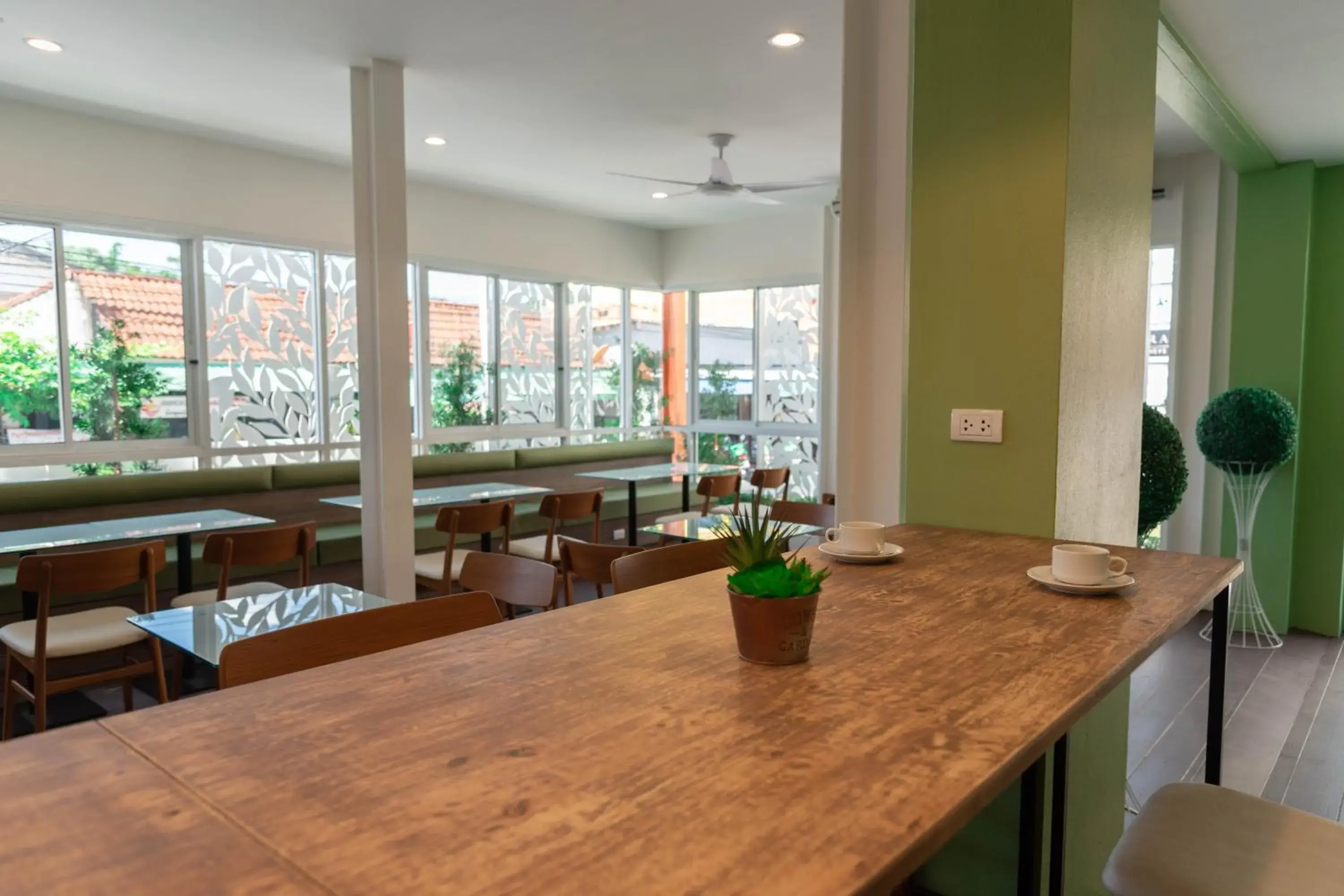 Restaurant/places to eat in Park 38 Hotel - SHA Plus Restaurant/places to eat in Park 38 Hotel - SHA Plus