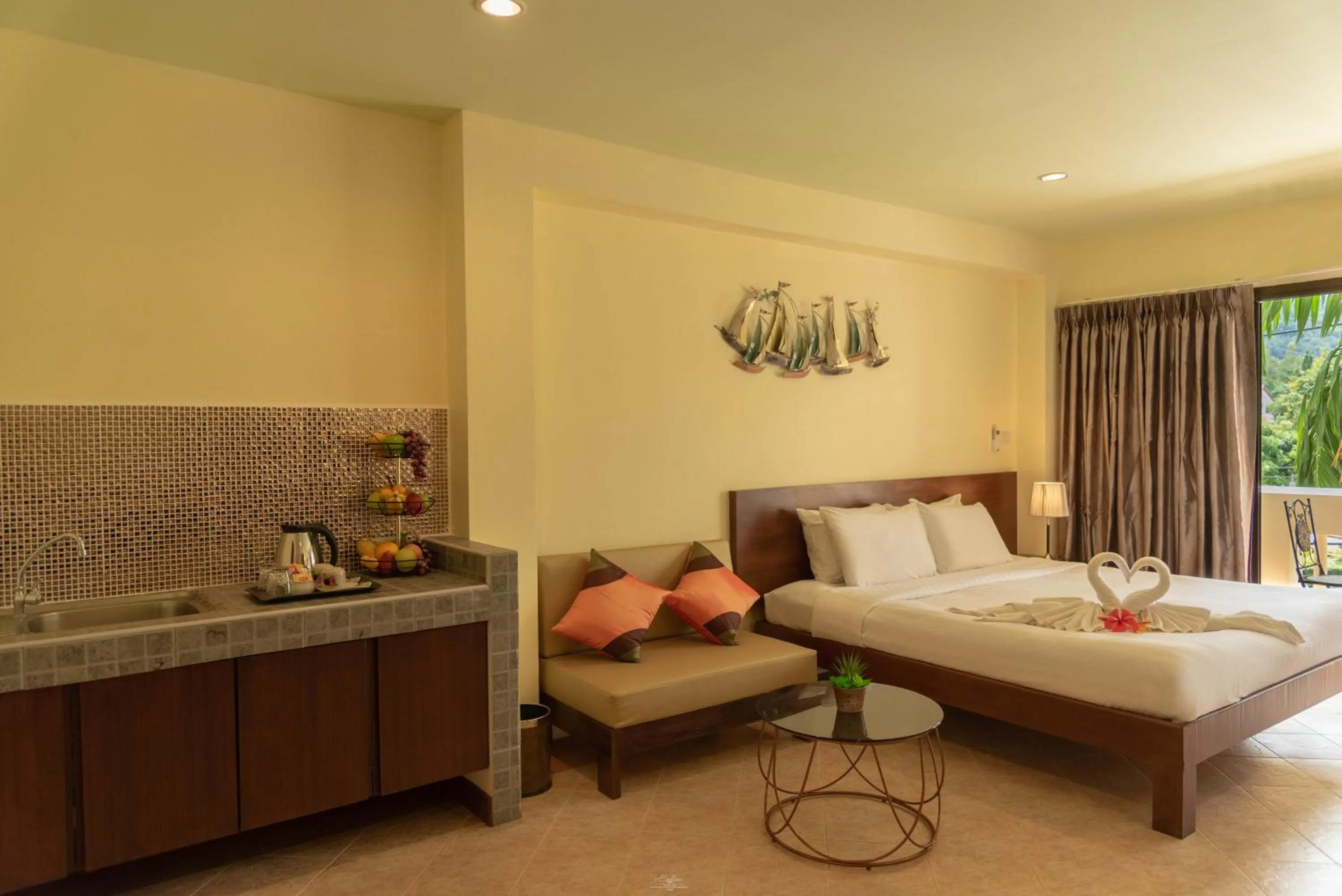 Photo of the whole room, Bed in Park 38 Hotel - SHA Plus