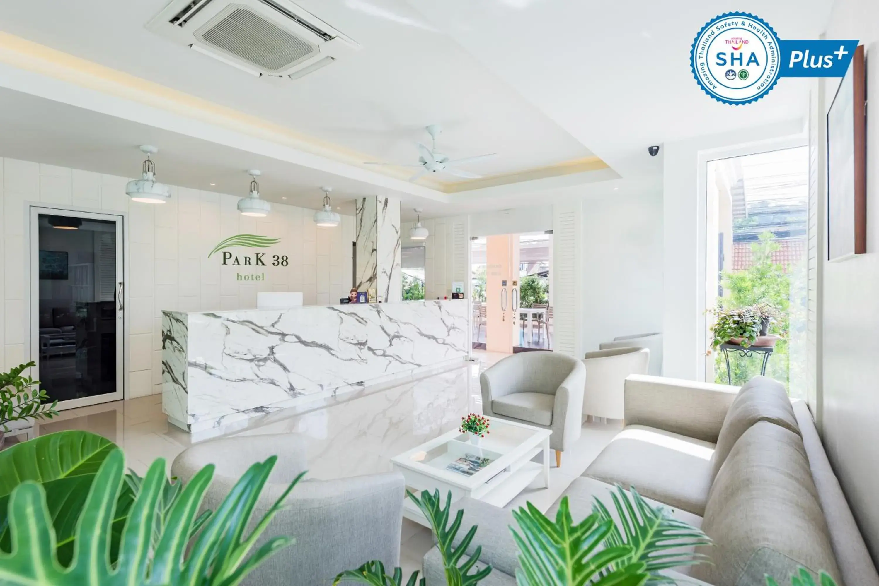 Lobby or reception in Park 38 Hotel - SHA Plus Lobby or reception in Park 38 Hotel - SHA Plus