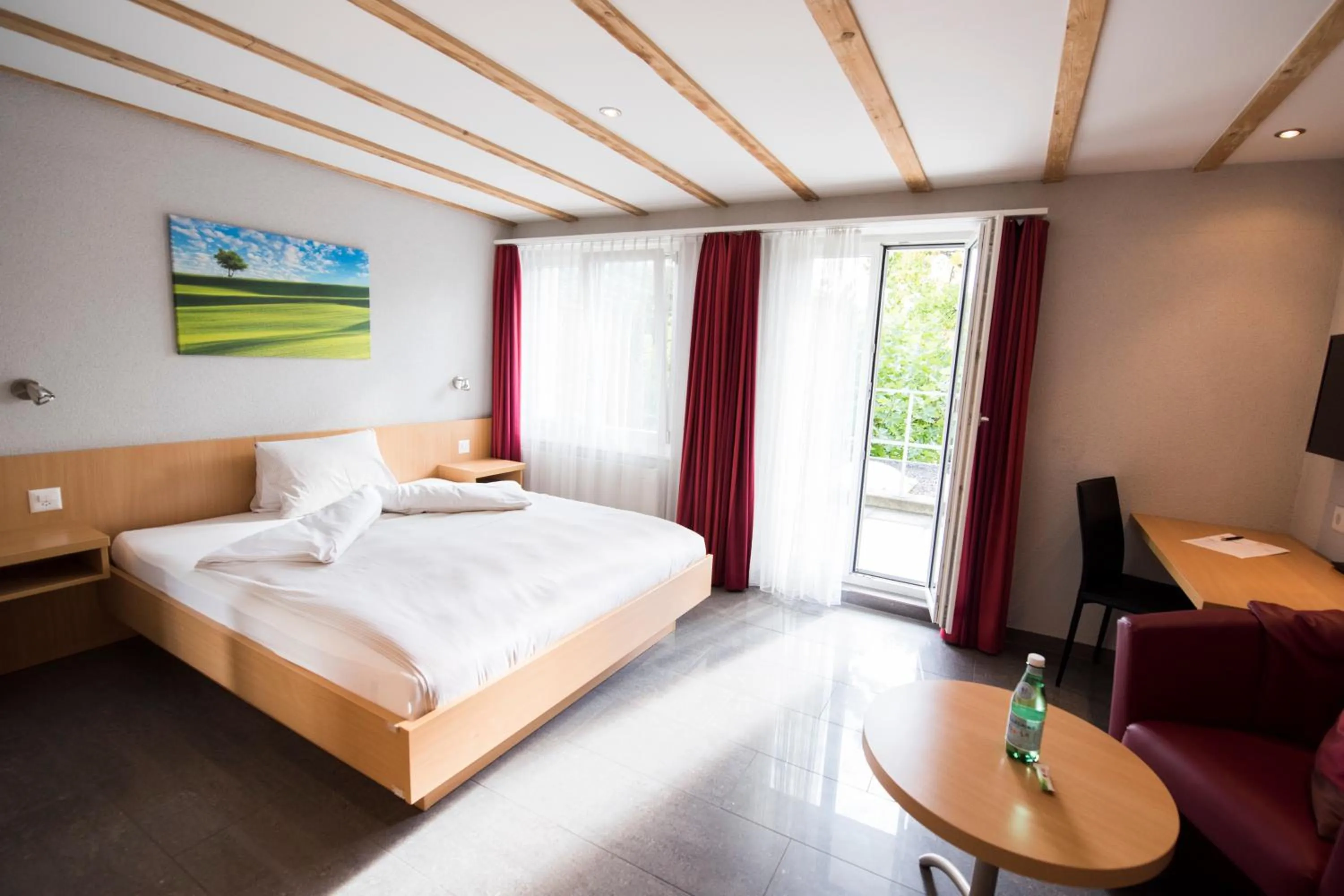 Bedroom, Bed in Hotel Restaurant Neuhaus