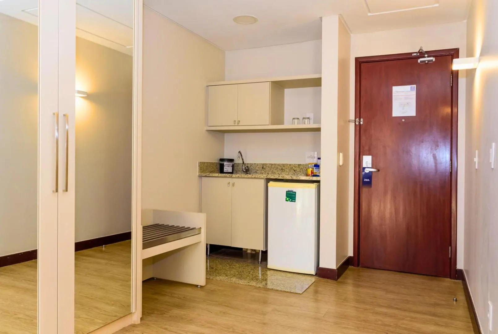 locker in Comfort Suites Brasília