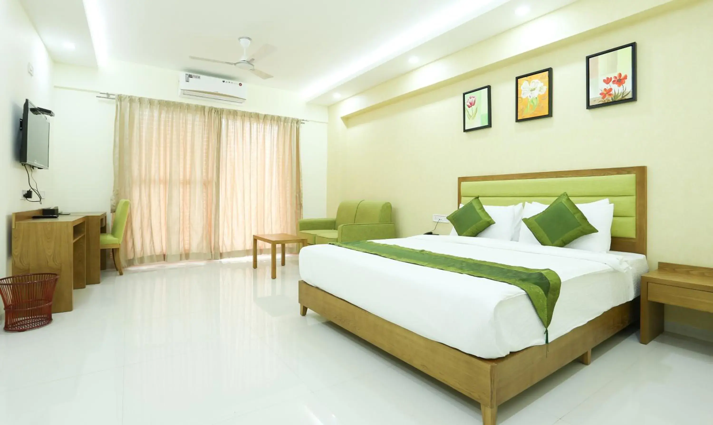 Superior Room with City View - single occupancy in Treebo The Galaxy Bommasandra Superior Room with City View - single occupancy in Treebo The Galaxy Bommasandra