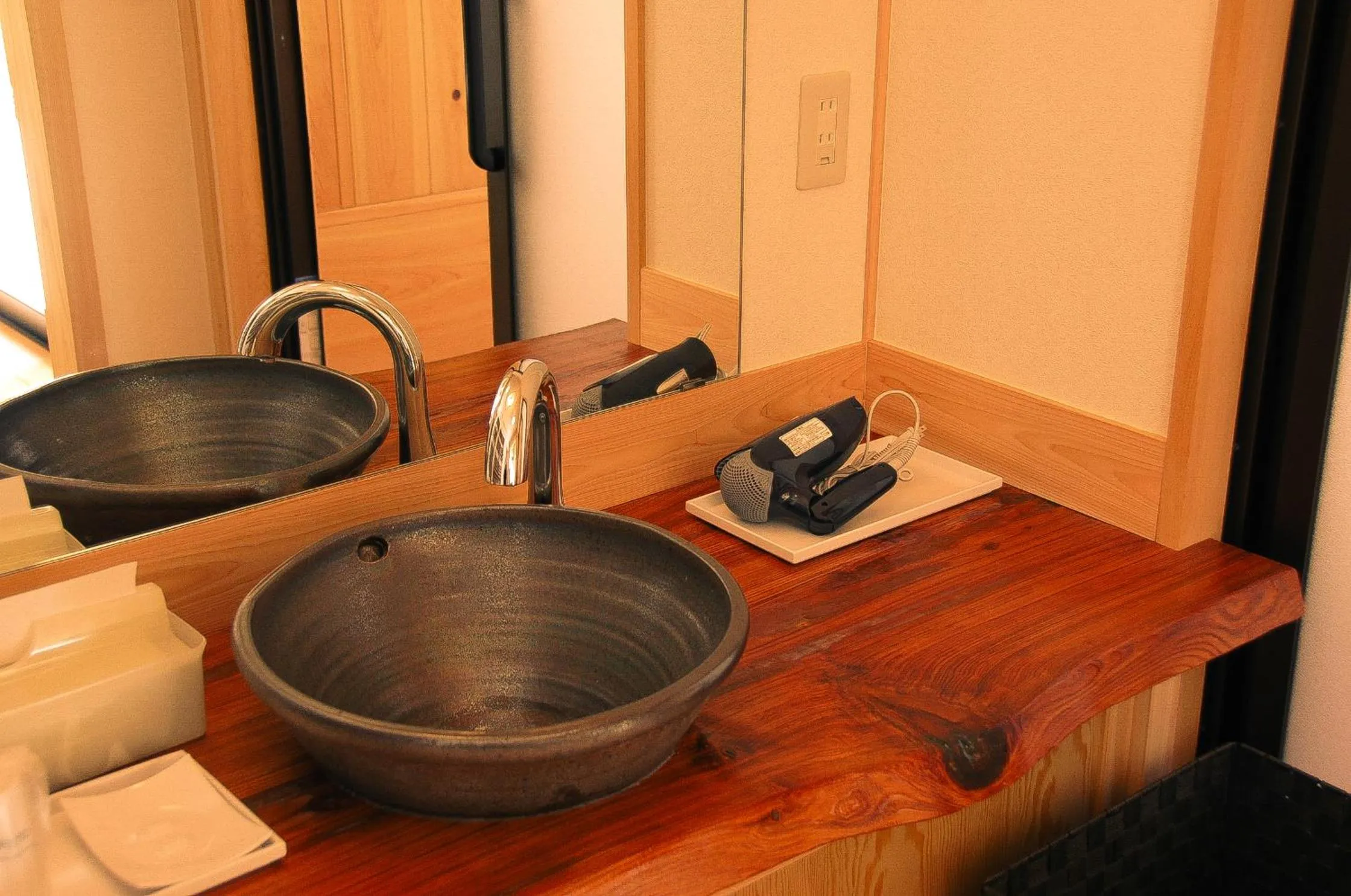Photo of the whole room in 高野山 宿坊 不動院 -Koyasan Shukubo Fudoin-