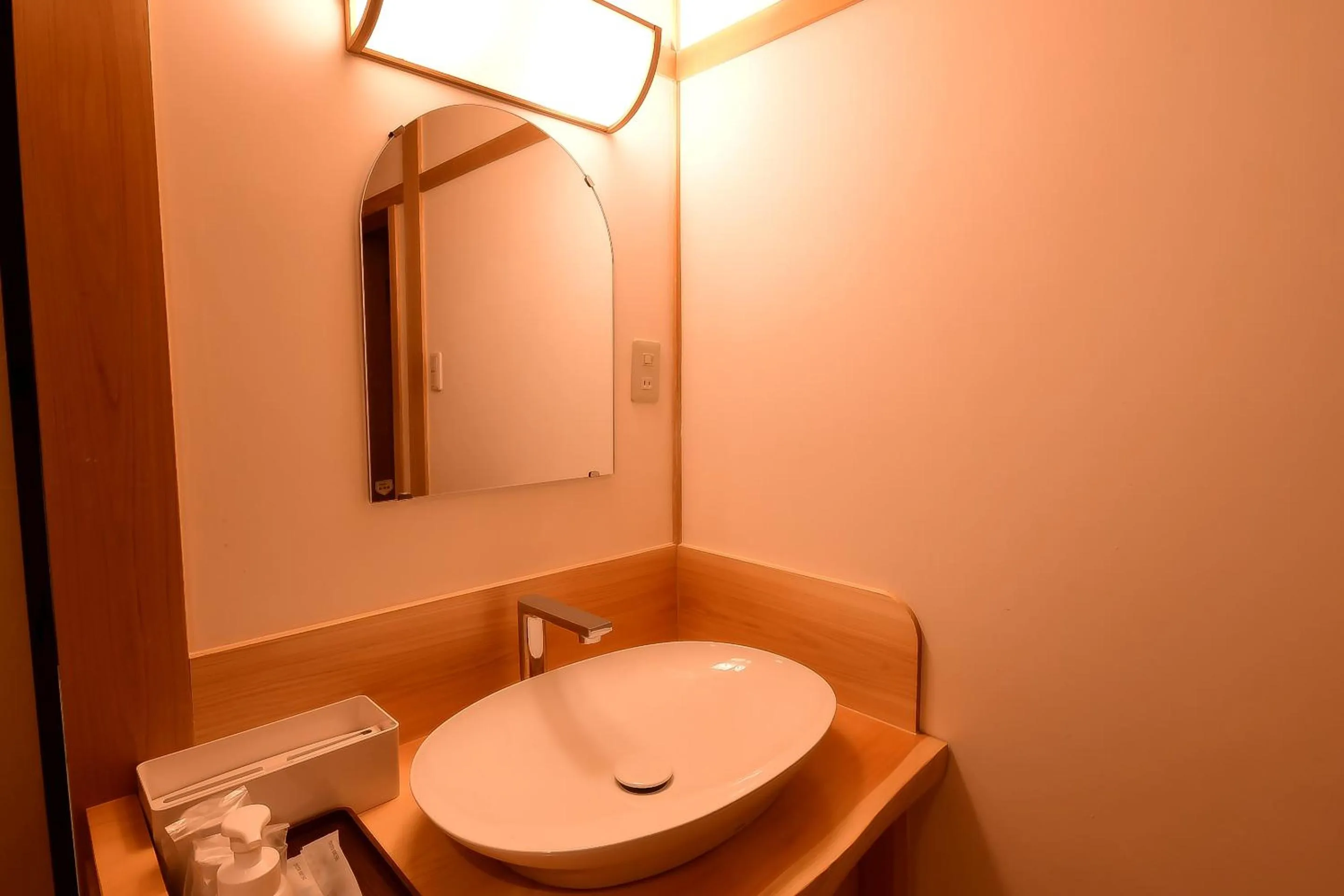 Photo of the whole room in 高野山 宿坊 不動院 -Koyasan Shukubo Fudoin-