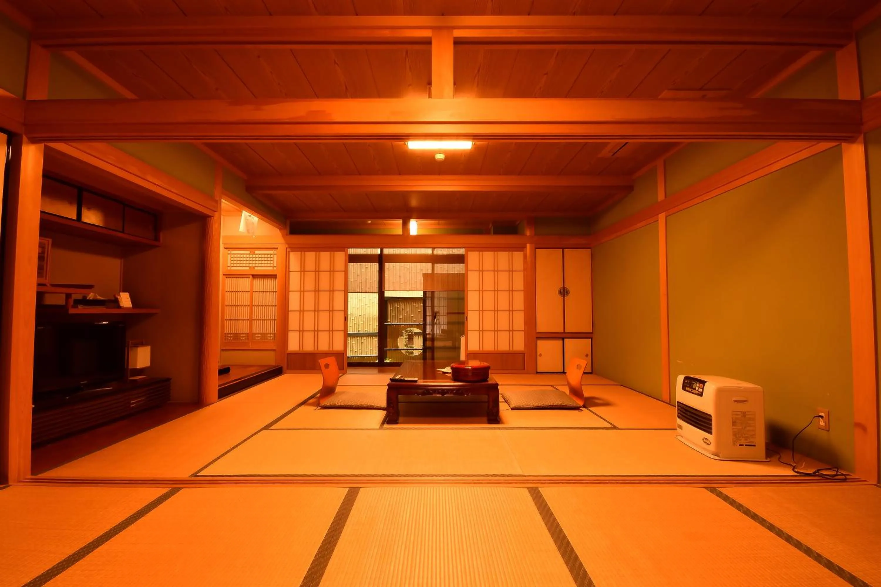 Photo of the whole room in 高野山 宿坊 不動院 -Koyasan Shukubo Fudoin-