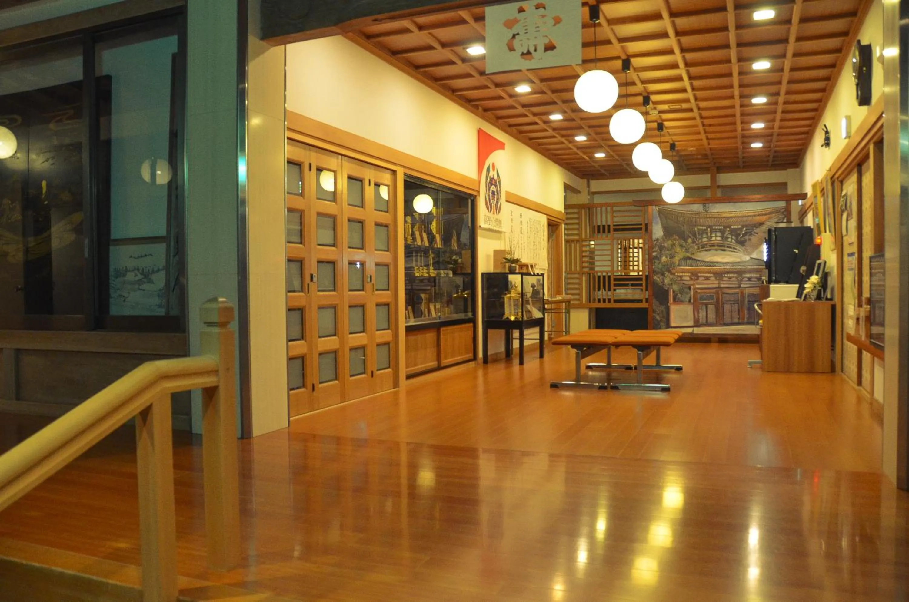Lobby or reception in 高野山 宿坊 不動院 -Koyasan Shukubo Fudoin-