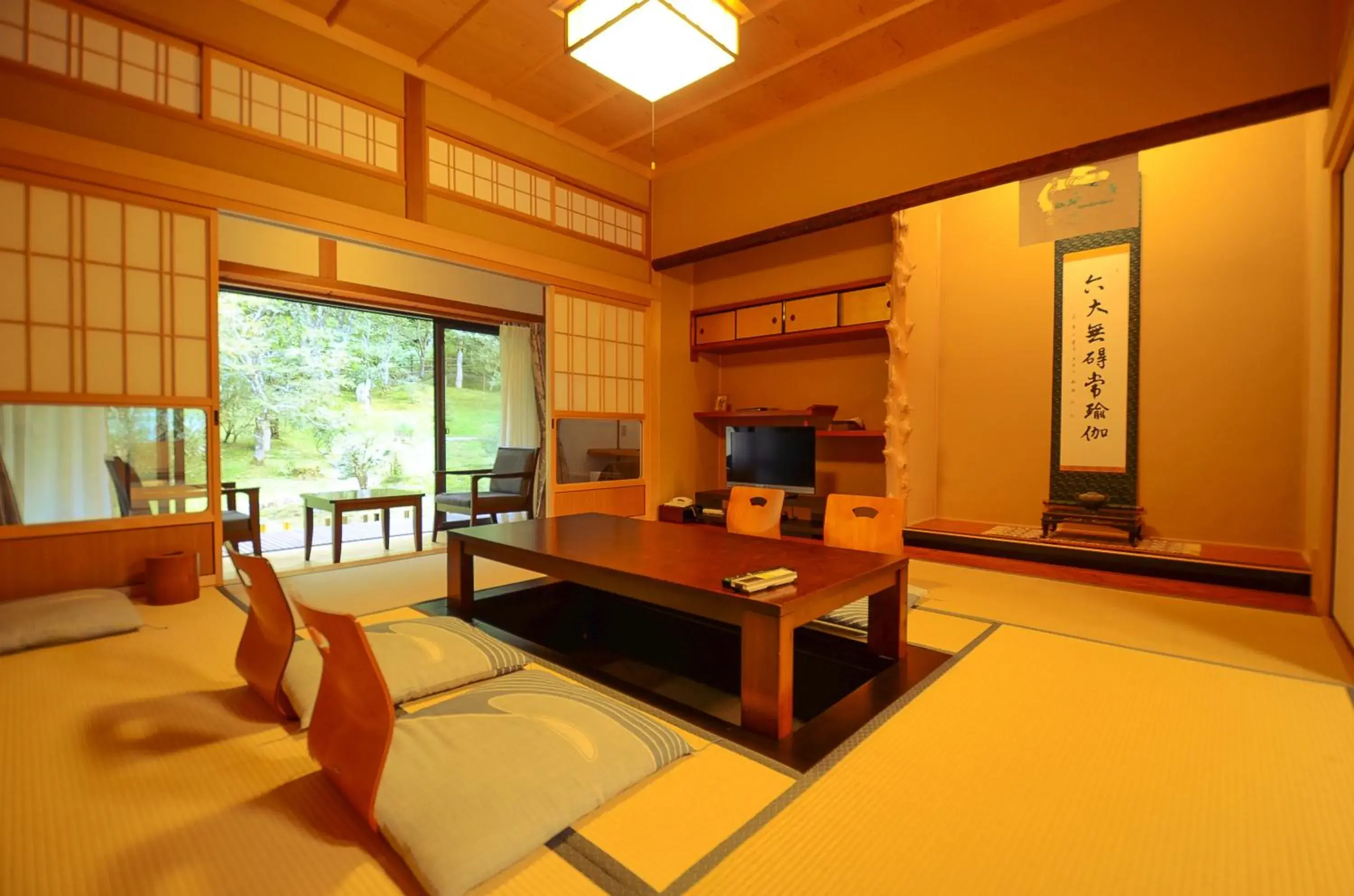 Photo of the whole room in 高野山 宿坊 不動院 -Koyasan Shukubo Fudoin- Photo of the whole room in 高野山 宿坊 不動院 -Koyasan Shukubo Fudoin-