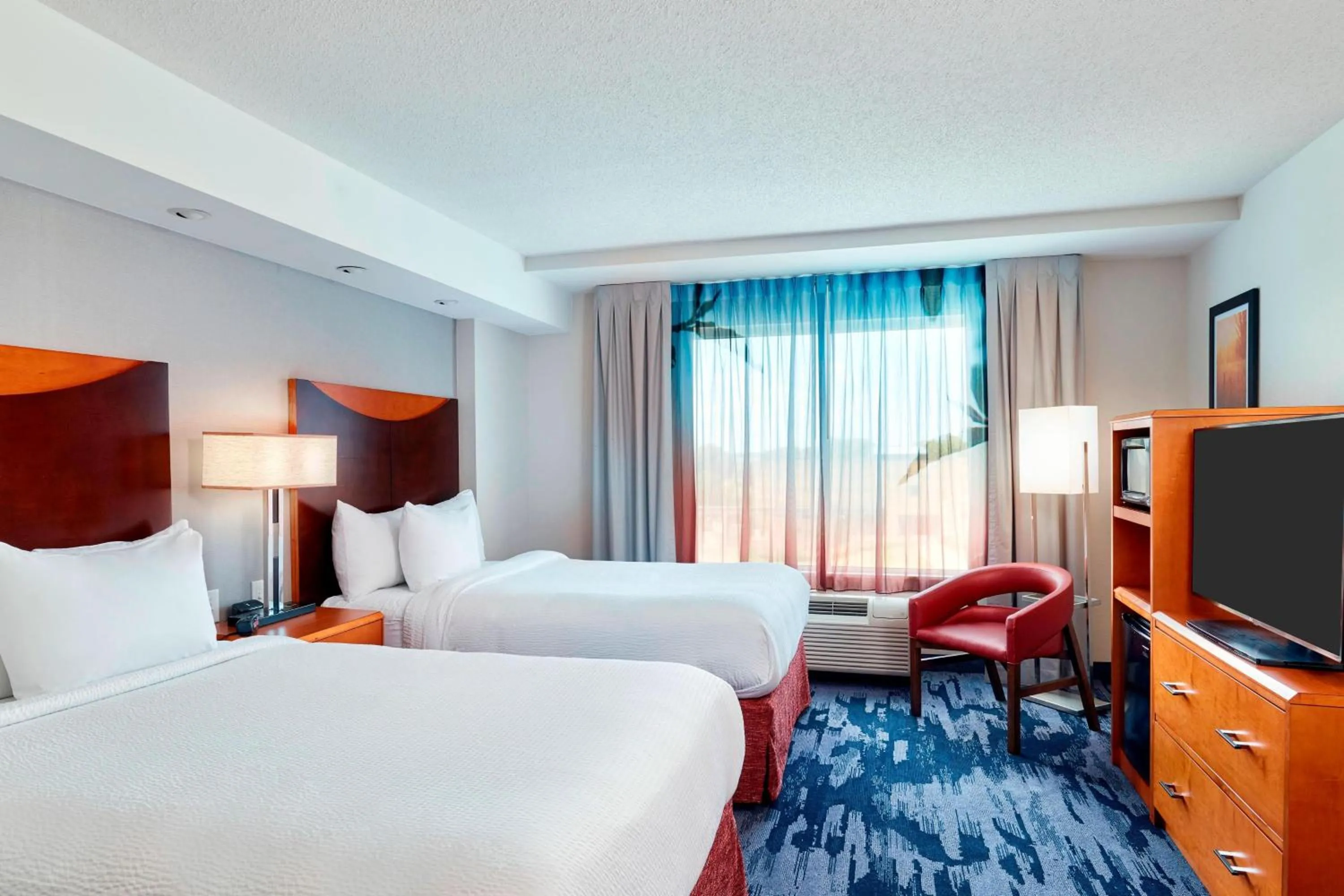 Photo of the whole room, Bed in Fairfield Inn Suites Indianapolis Downtown