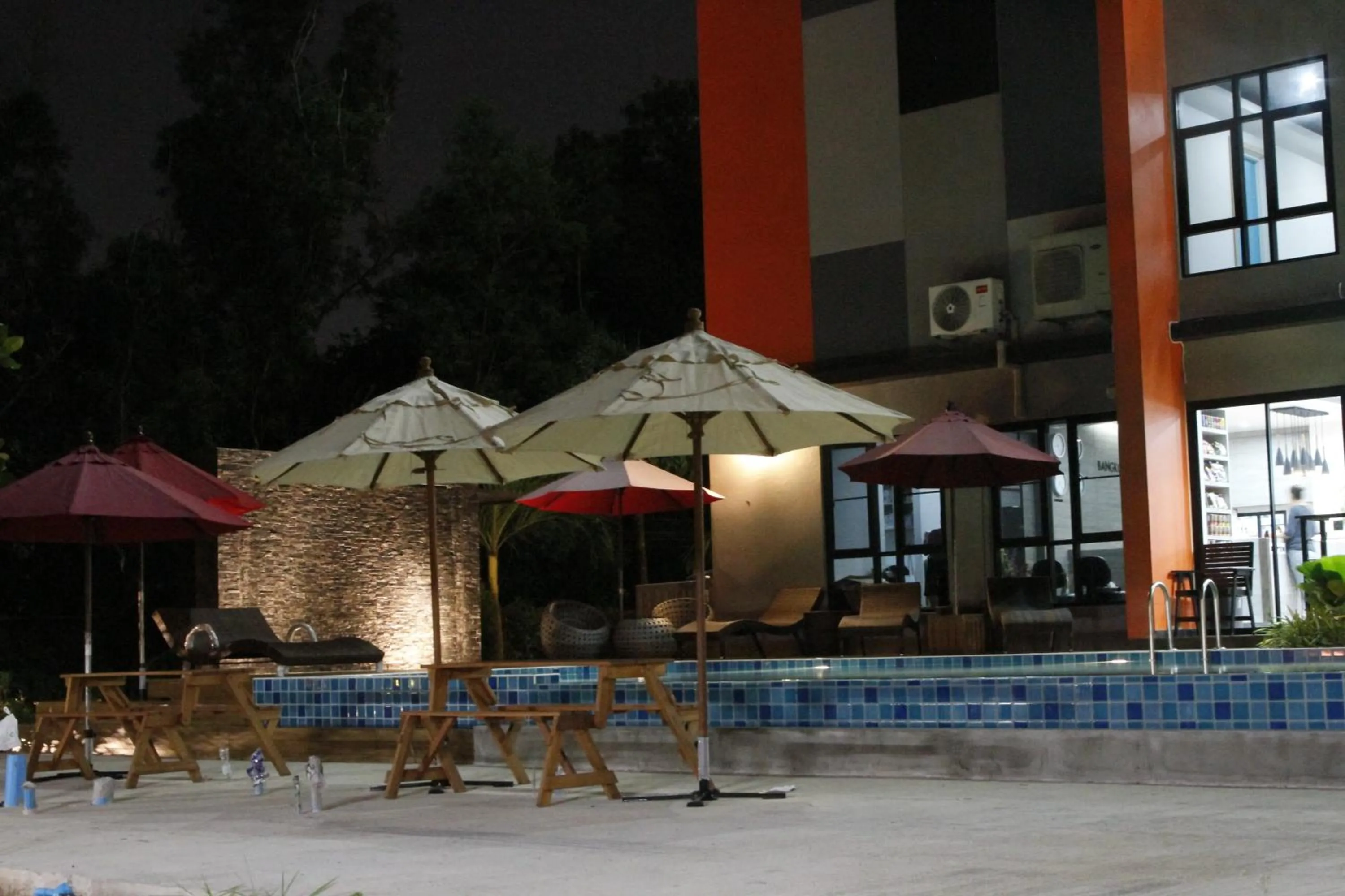 Swimming pool in Bangkok Boutique Resort Rangsit