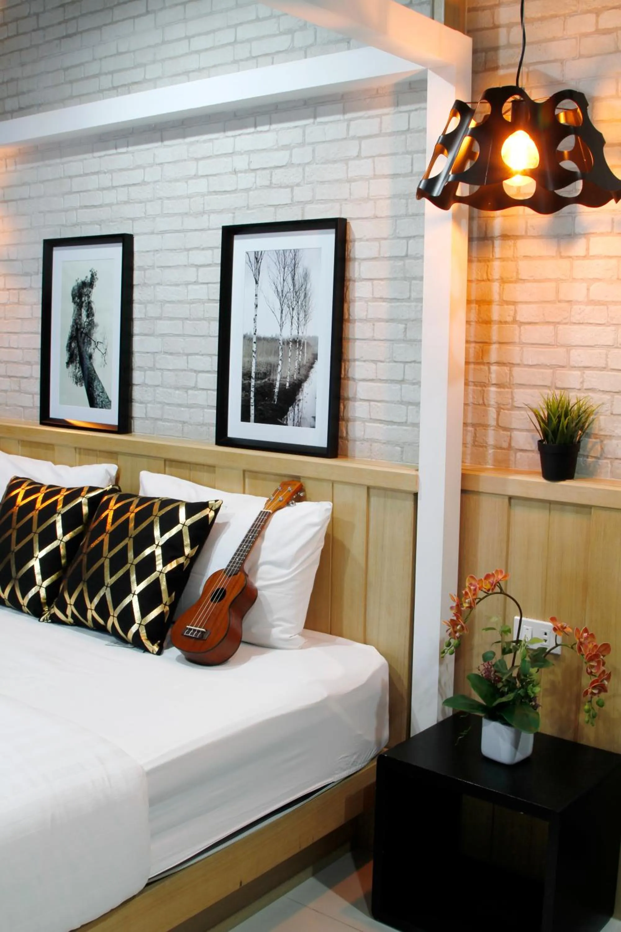 Photo of the whole room, Bed in Bangkok Boutique Resort Rangsit