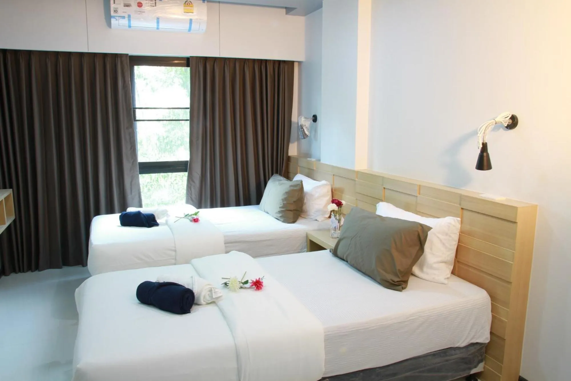 Photo of the whole room, Bed in Bangkok Boutique Resort Rangsit