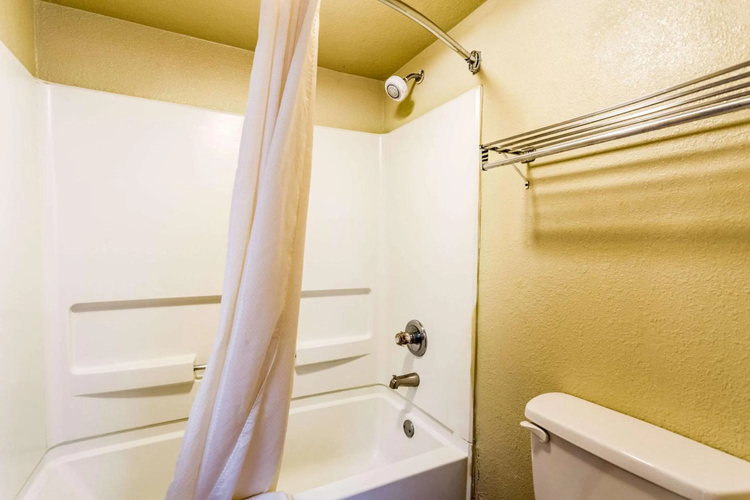 Bathroom in Econo Lodge - Oxmoor