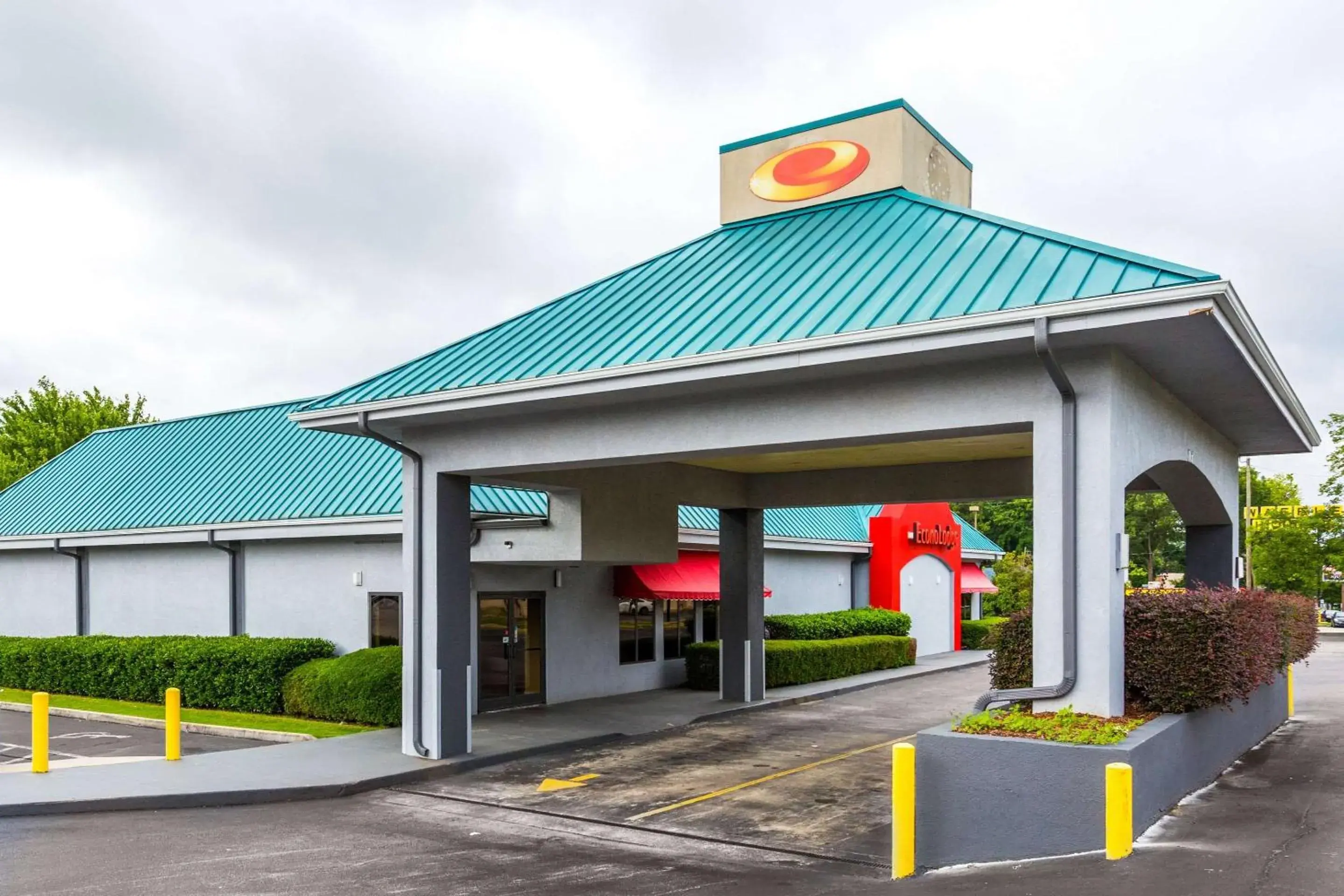 Property Building in Econo Lodge - Oxmoor