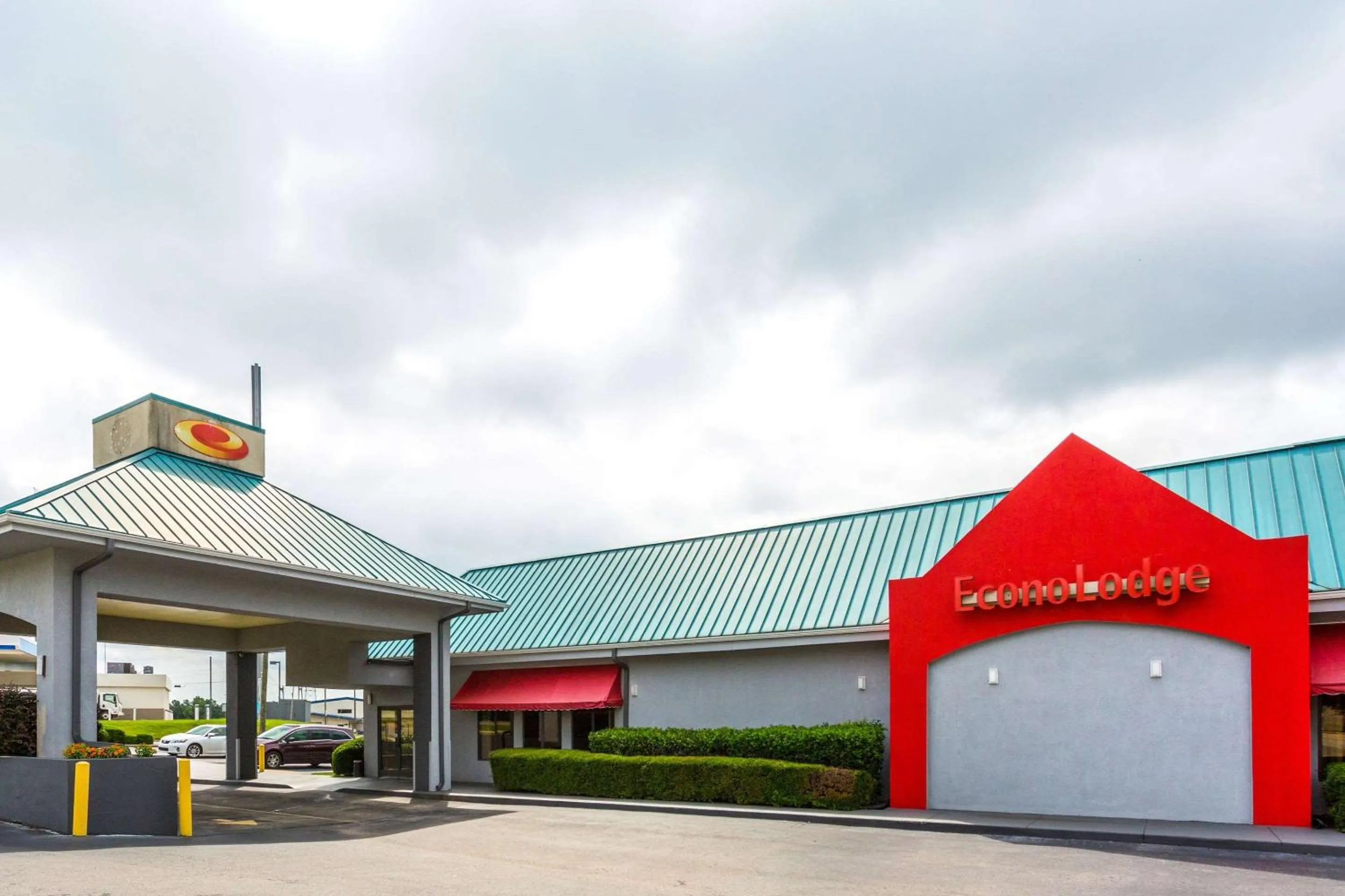 Property Building in Econo Lodge - Oxmoor