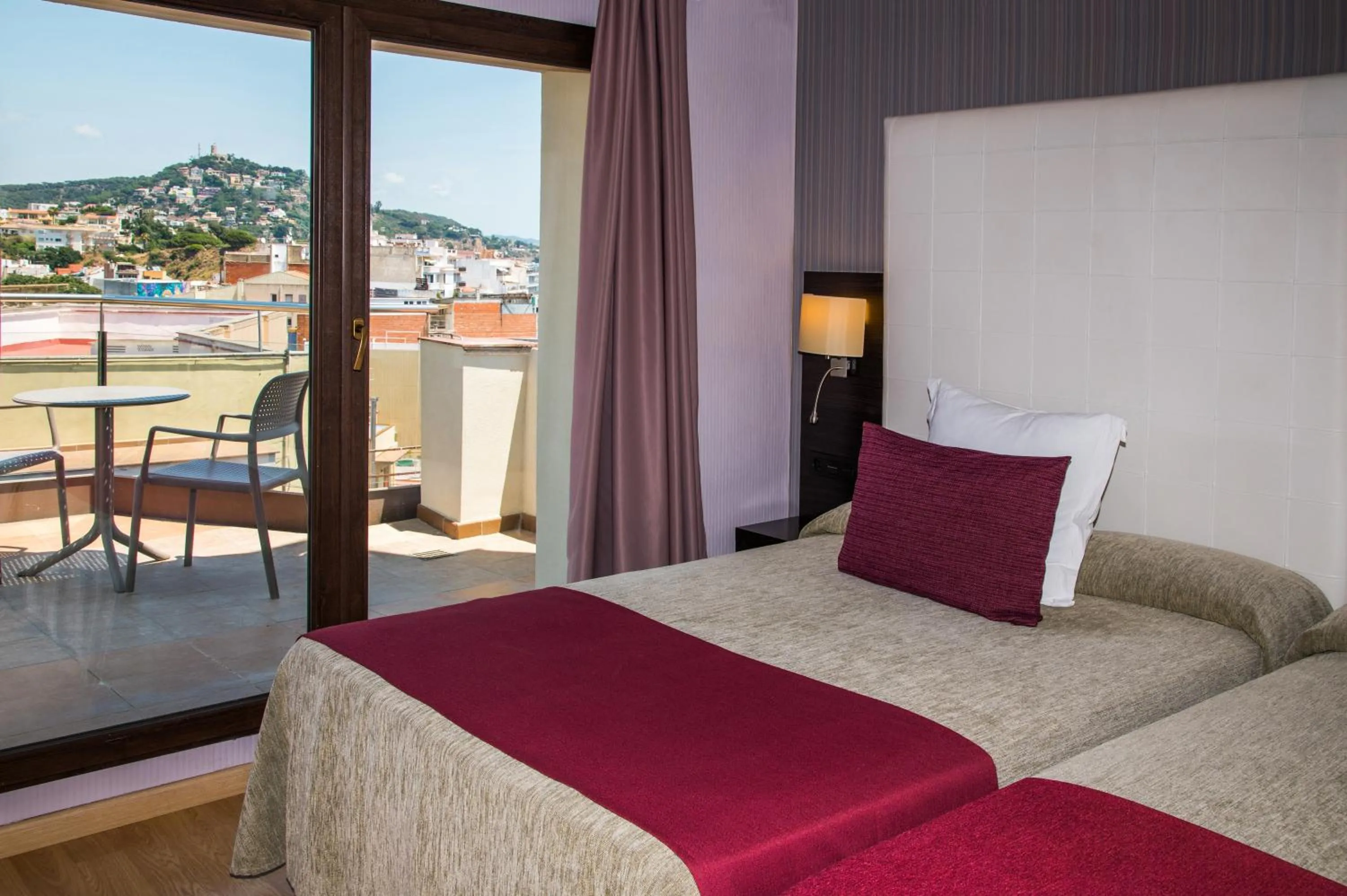 Bedroom, Bed in Petit Palau - Adults Only