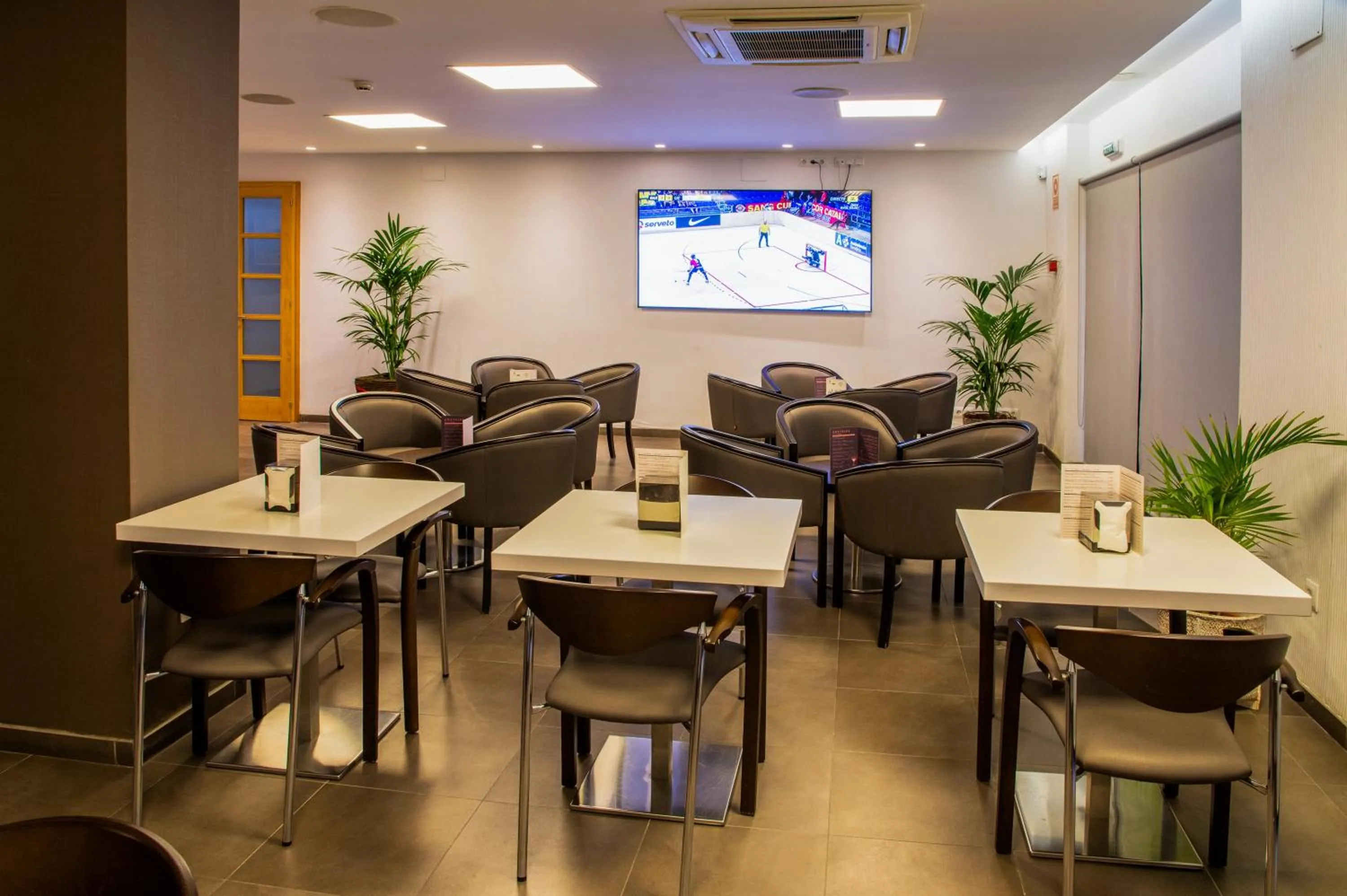 Lounge or bar in Petit Palau - Adults Only