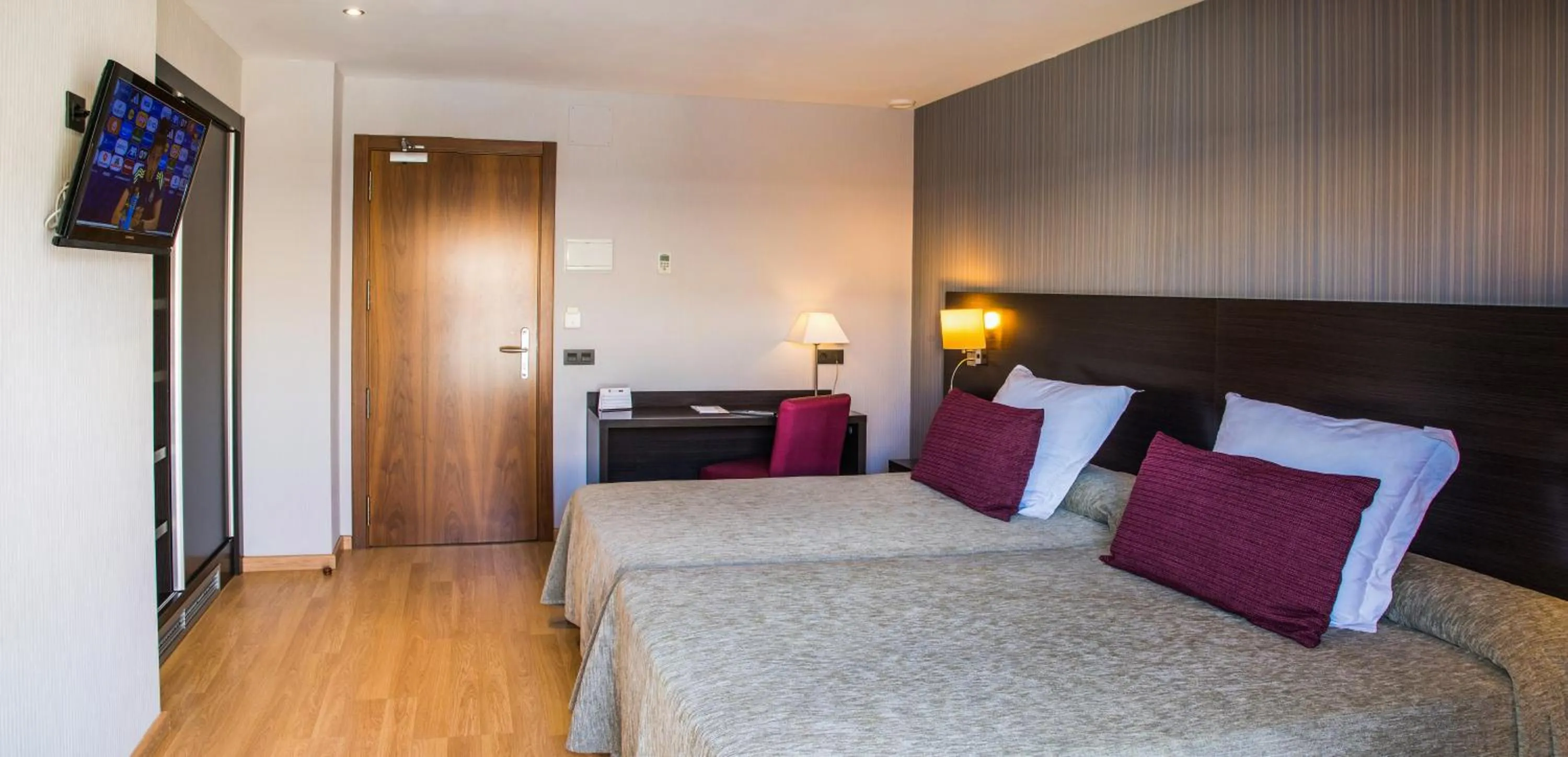 Bed in Petit Palau - Adults Only