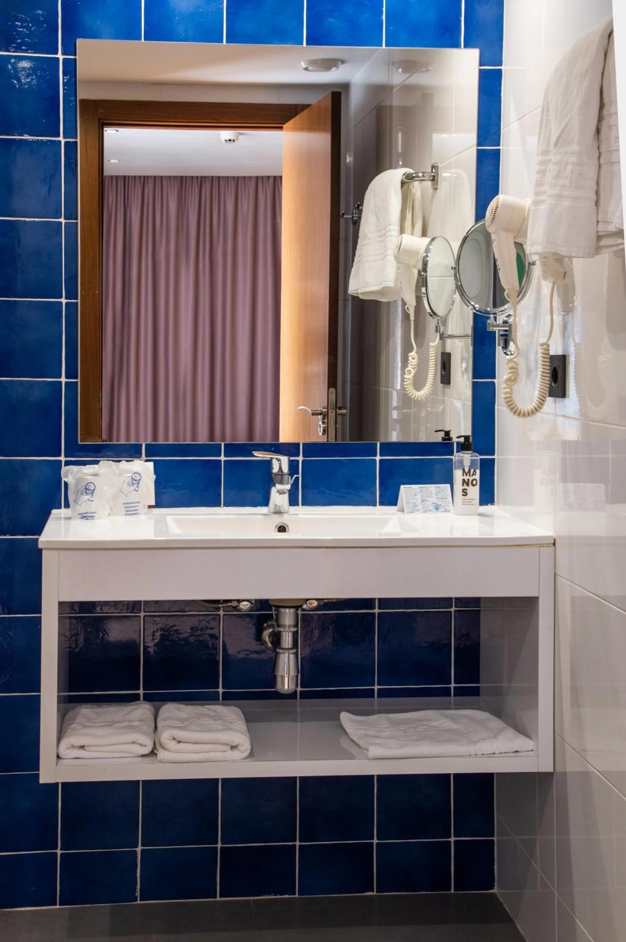 Bathroom in Petit Palau - Adults Only