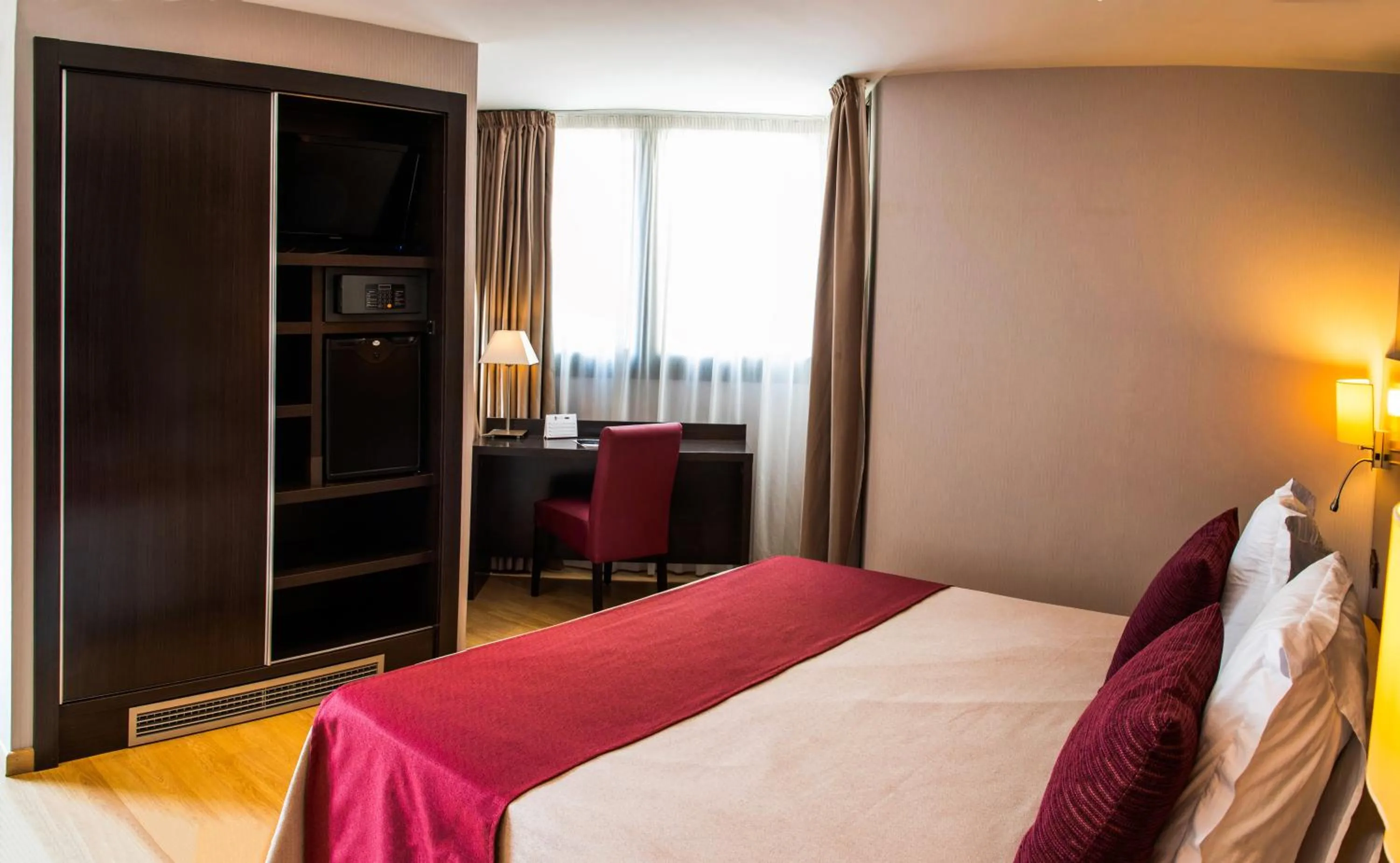 Bedroom, Bed in Petit Palau - Adults Only