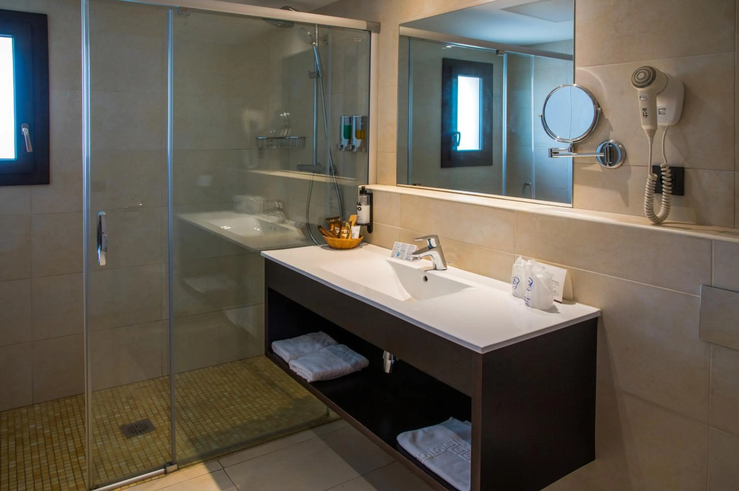 Bathroom in Petit Palau - Adults Only