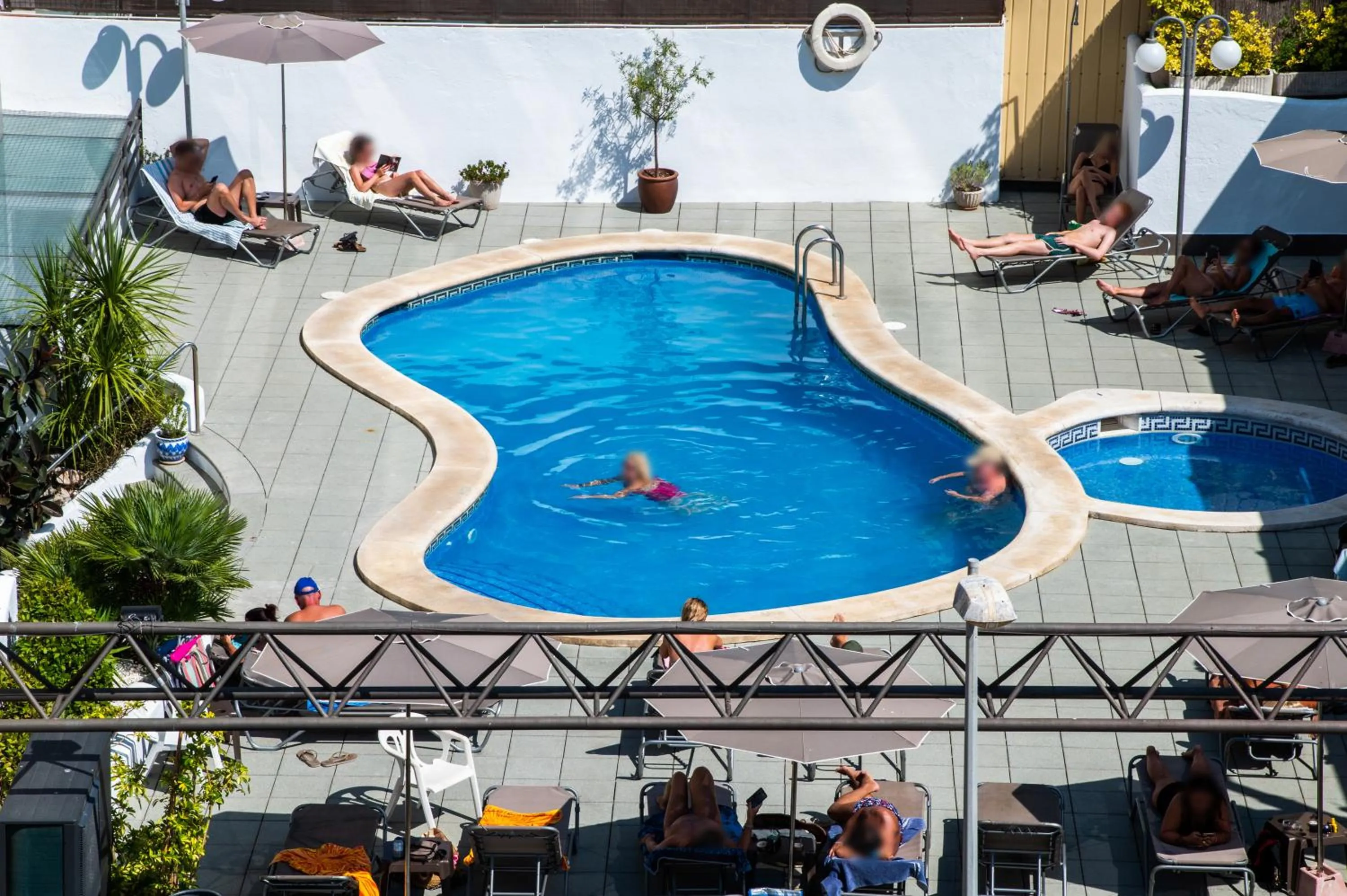 Swimming pool in Petit Palau - Adults Only