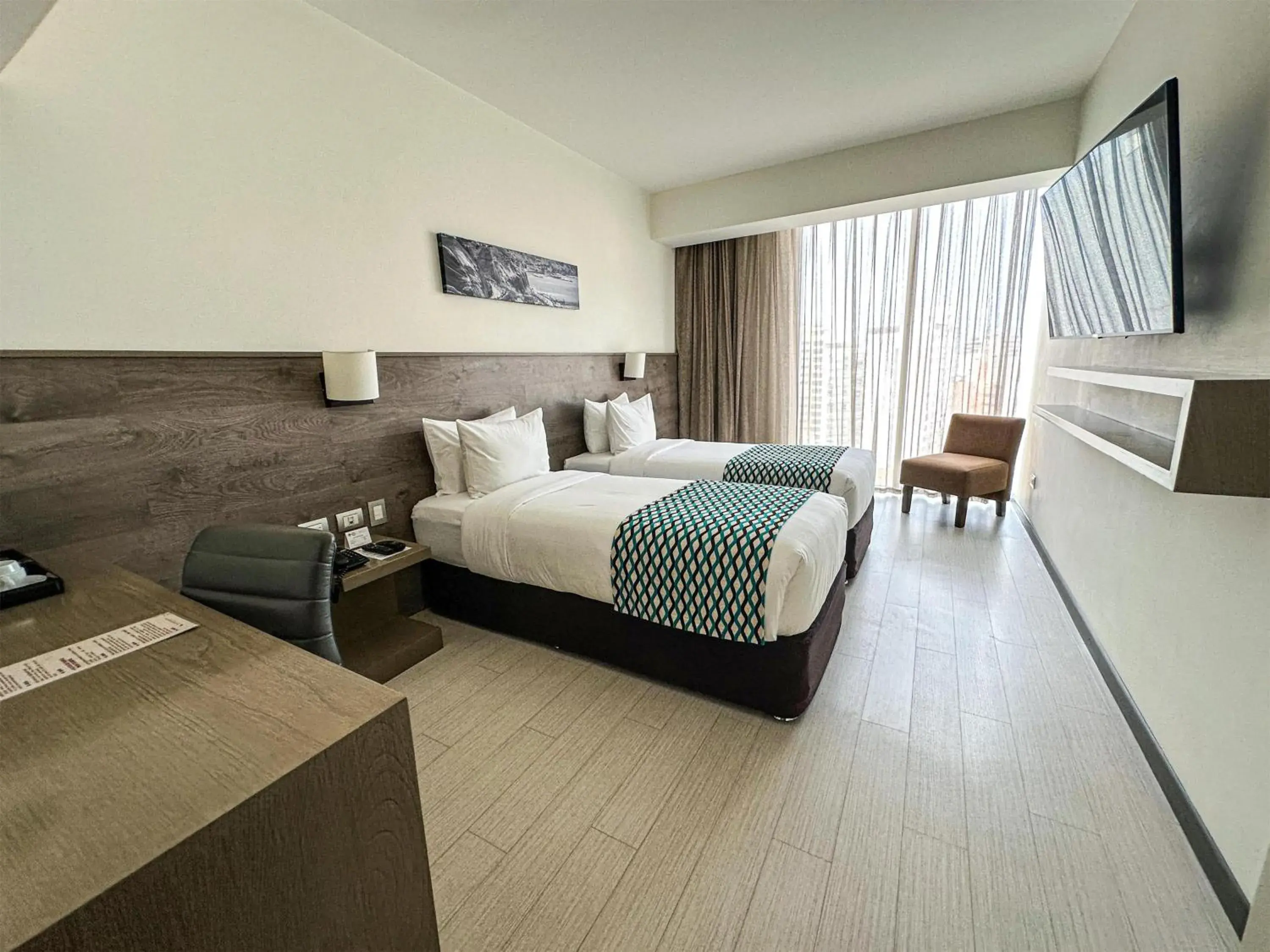 Photo of the whole room, Bed in Best Western Plus Urban Larco Hotel Photo of the whole room, Bed in Best Western Plus Urban Larco Hotel