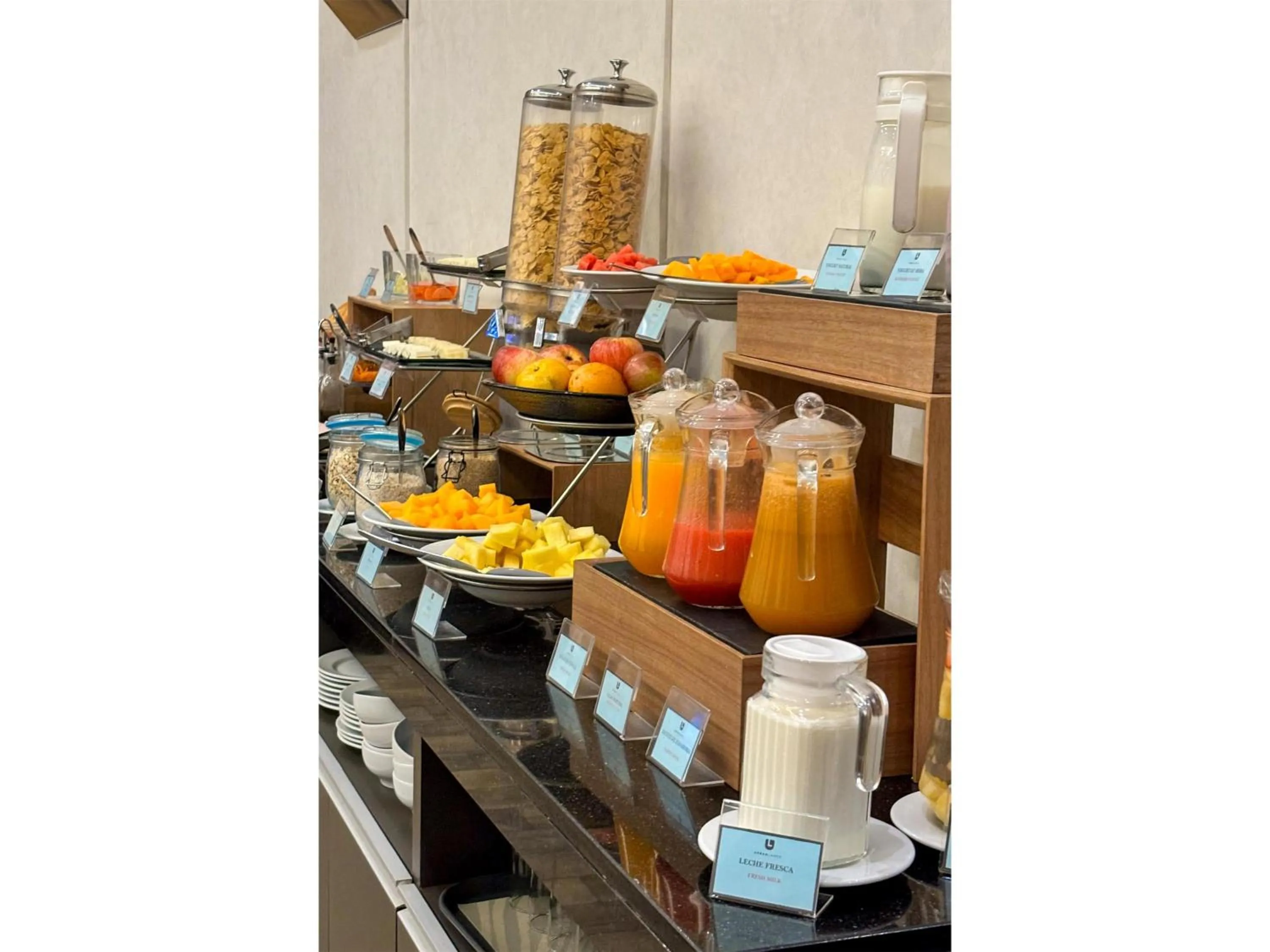 Breakfast in Best Western Plus Urban Larco Hotel