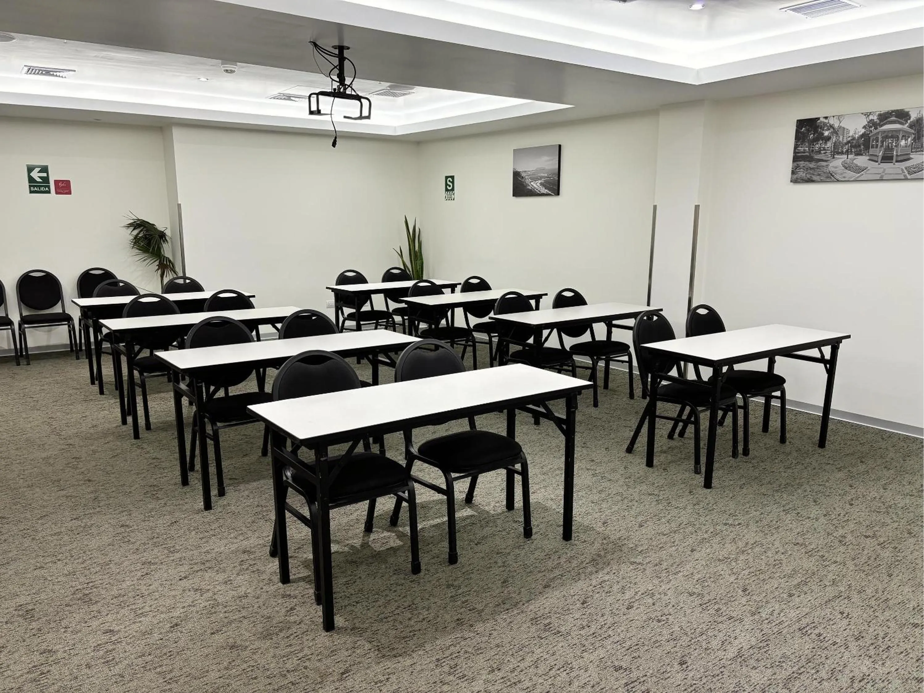 Meeting/conference room in Best Western Plus Urban Larco Hotel