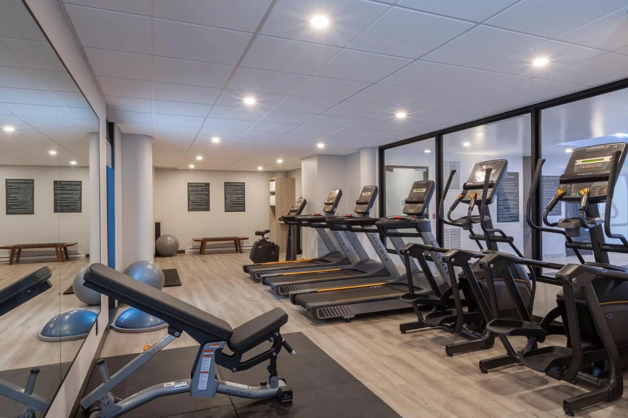 Spa and wellness centre/facilities in Holiday Inn St-Jean-sur-Richelieu Congrès by IHG